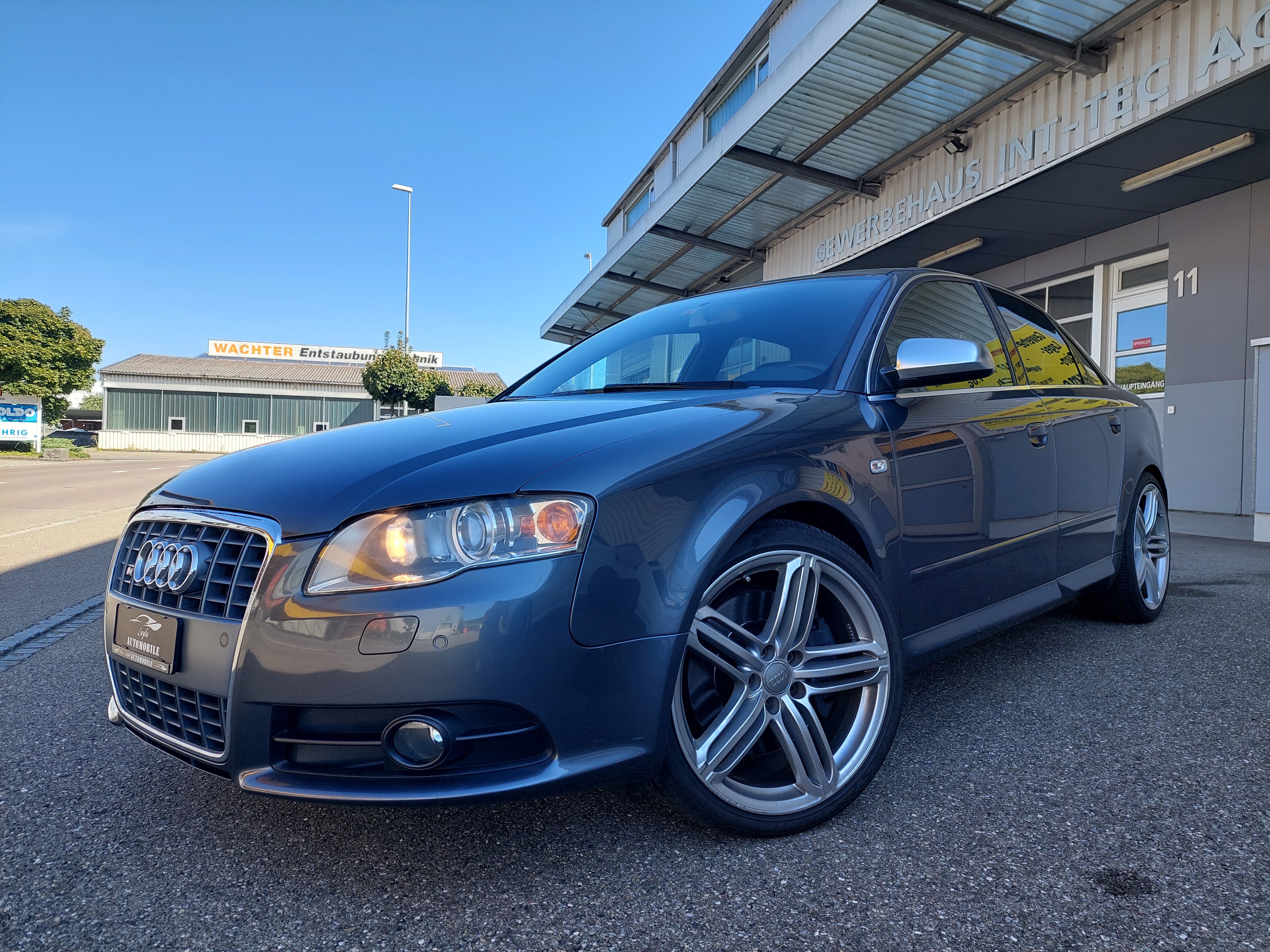 AUDI S4 4.2 V8 quattro