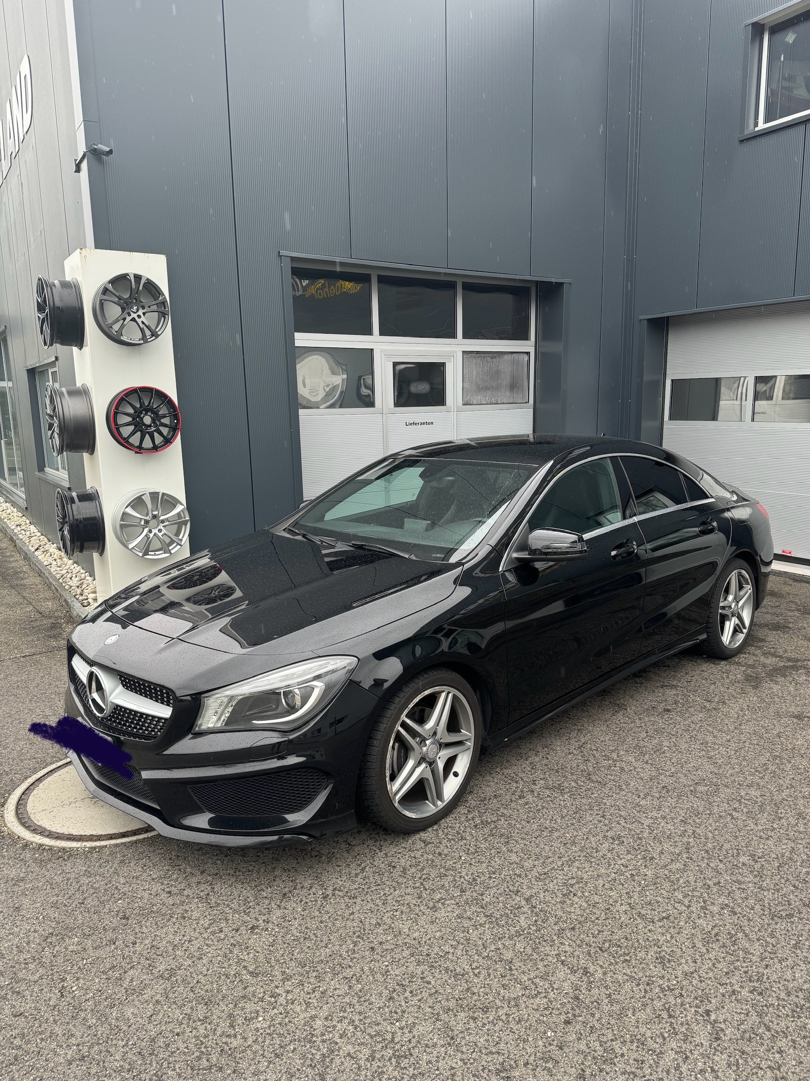 MERCEDES-BENZ CLA 200