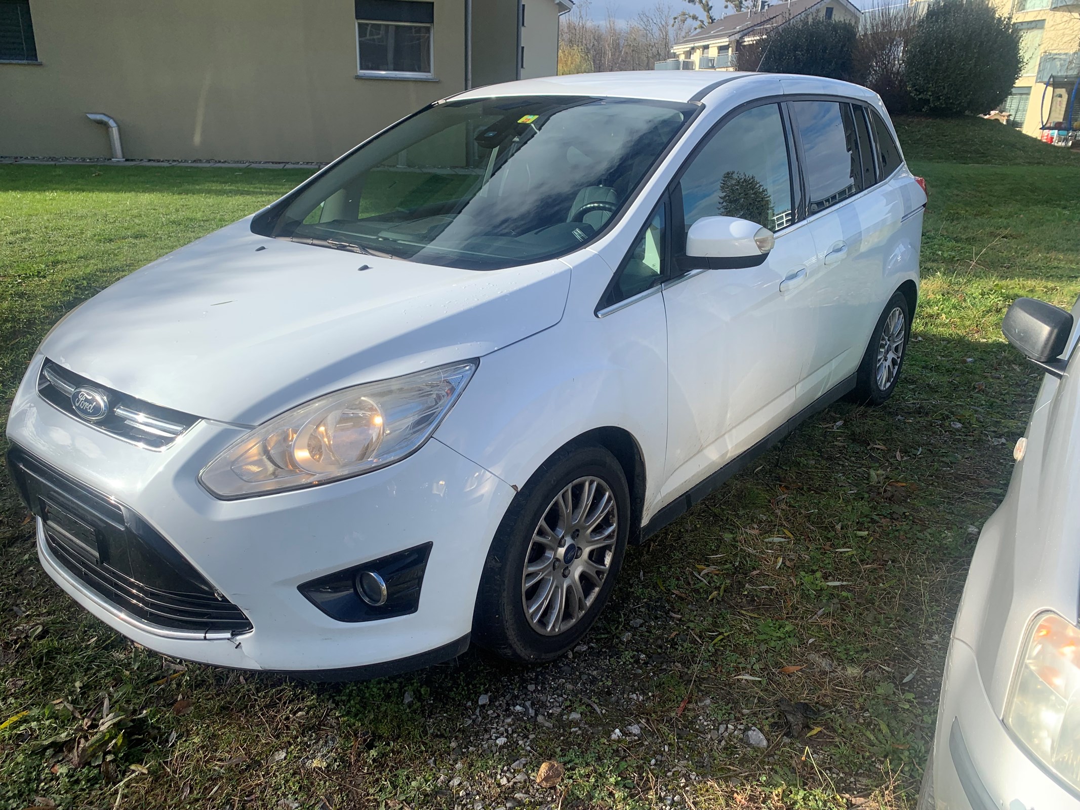 FORD Grand C-Max 1.6 Ti-VCT KNIE-Edition