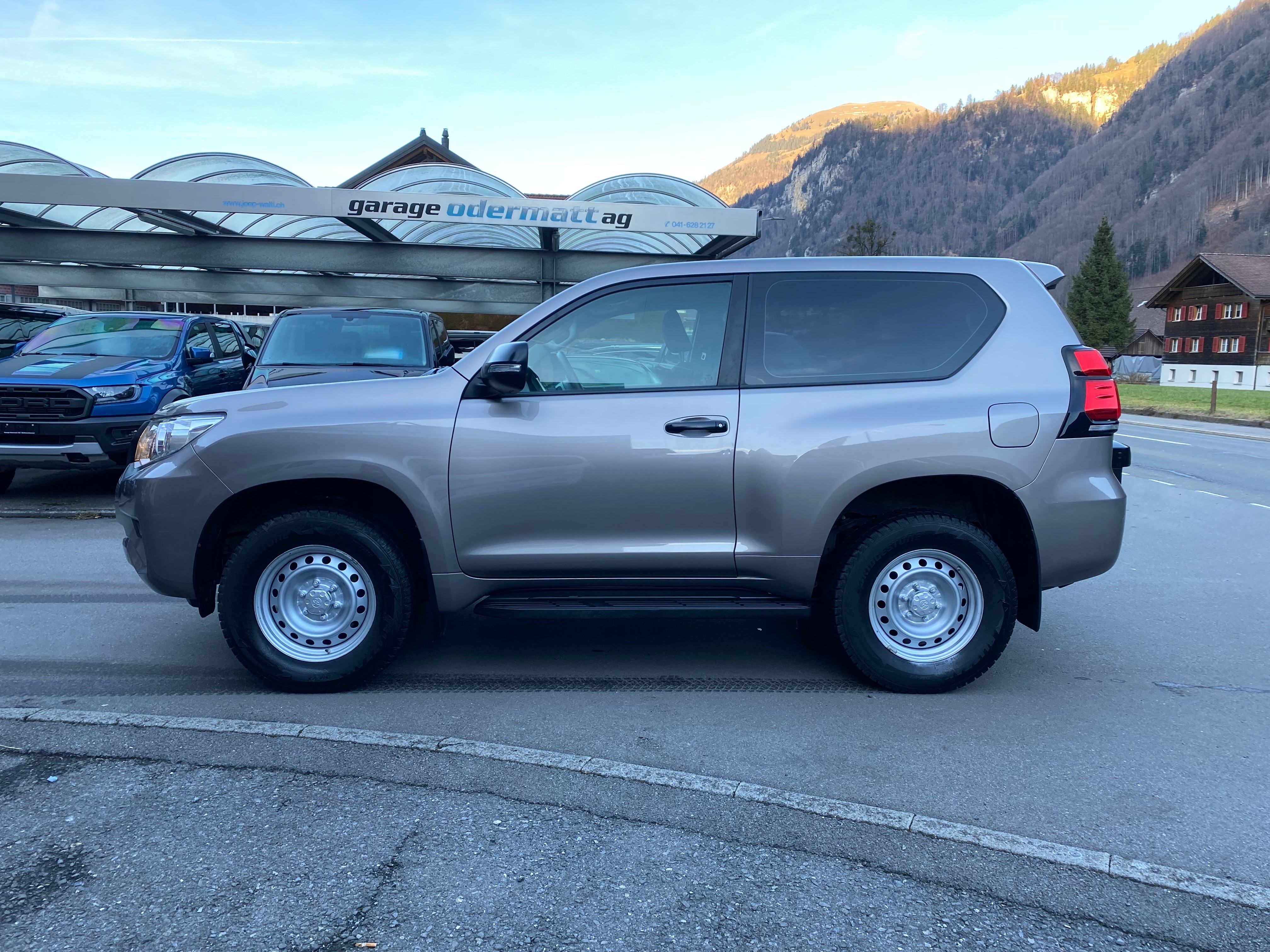 TOYOTA Land Cruiser 2.8TD Active Automatic