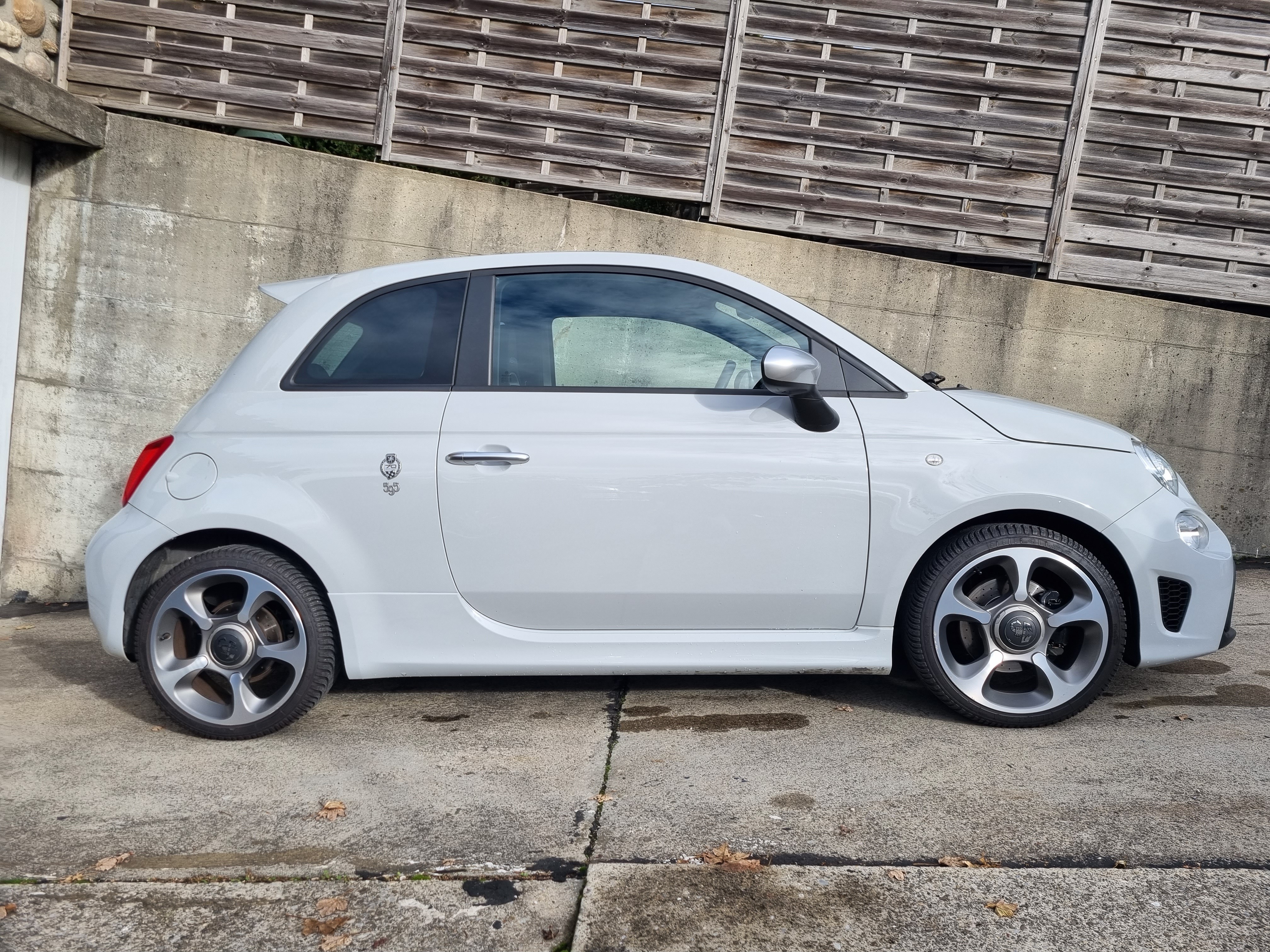 FIAT 595 1.4 16V Turbo Abarth Turismo