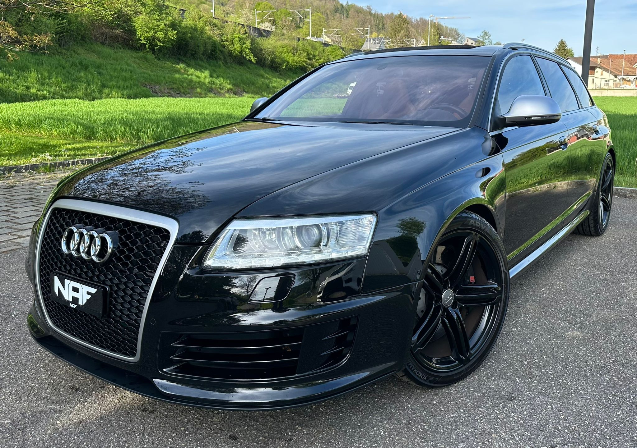 AUDI RS6 Avant 5.0 TFSI V10 quattro tiptronic *EXCLUSIVE*