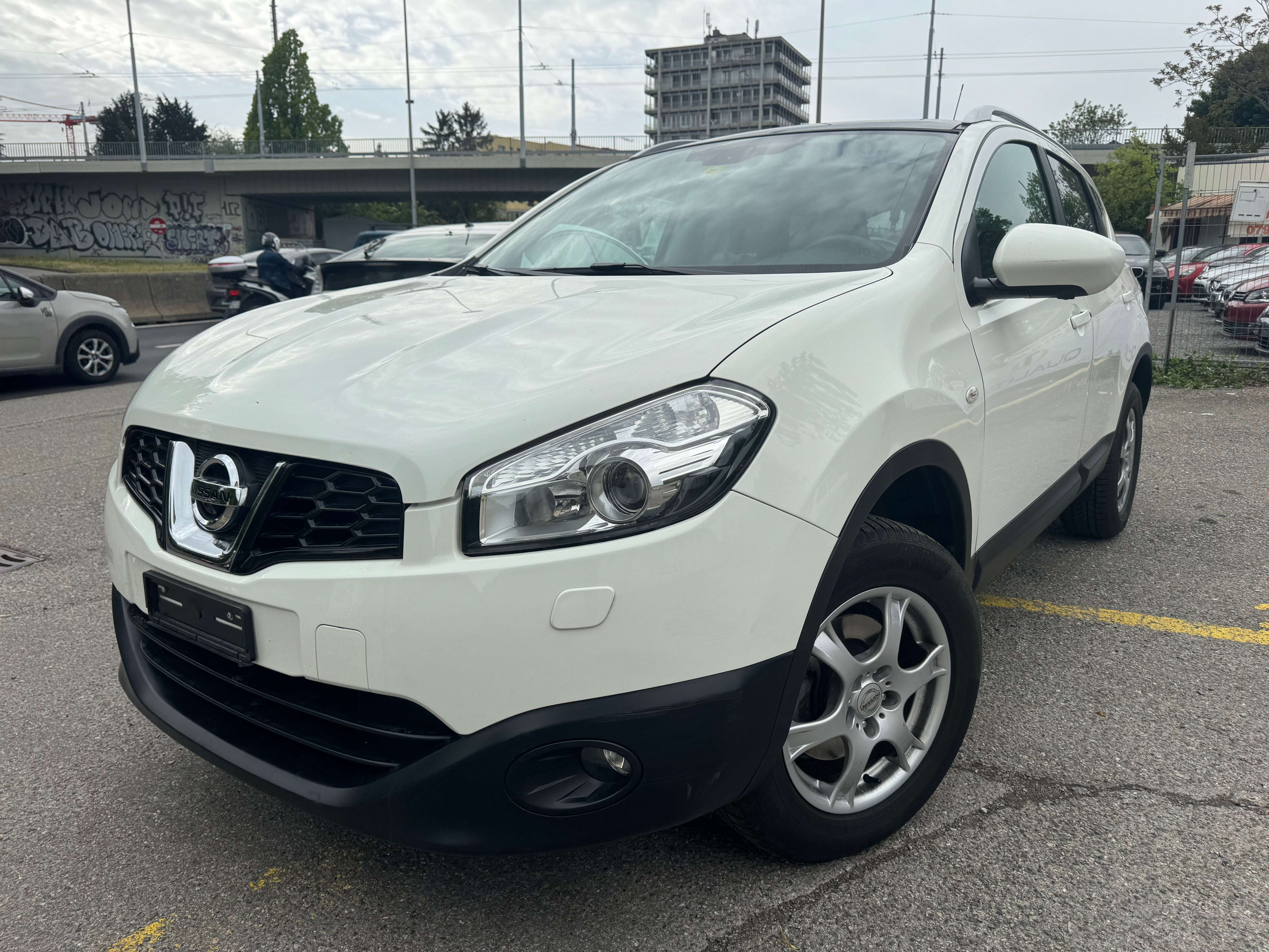 NISSAN Qashqai 2.0 tekna XTronic CVT