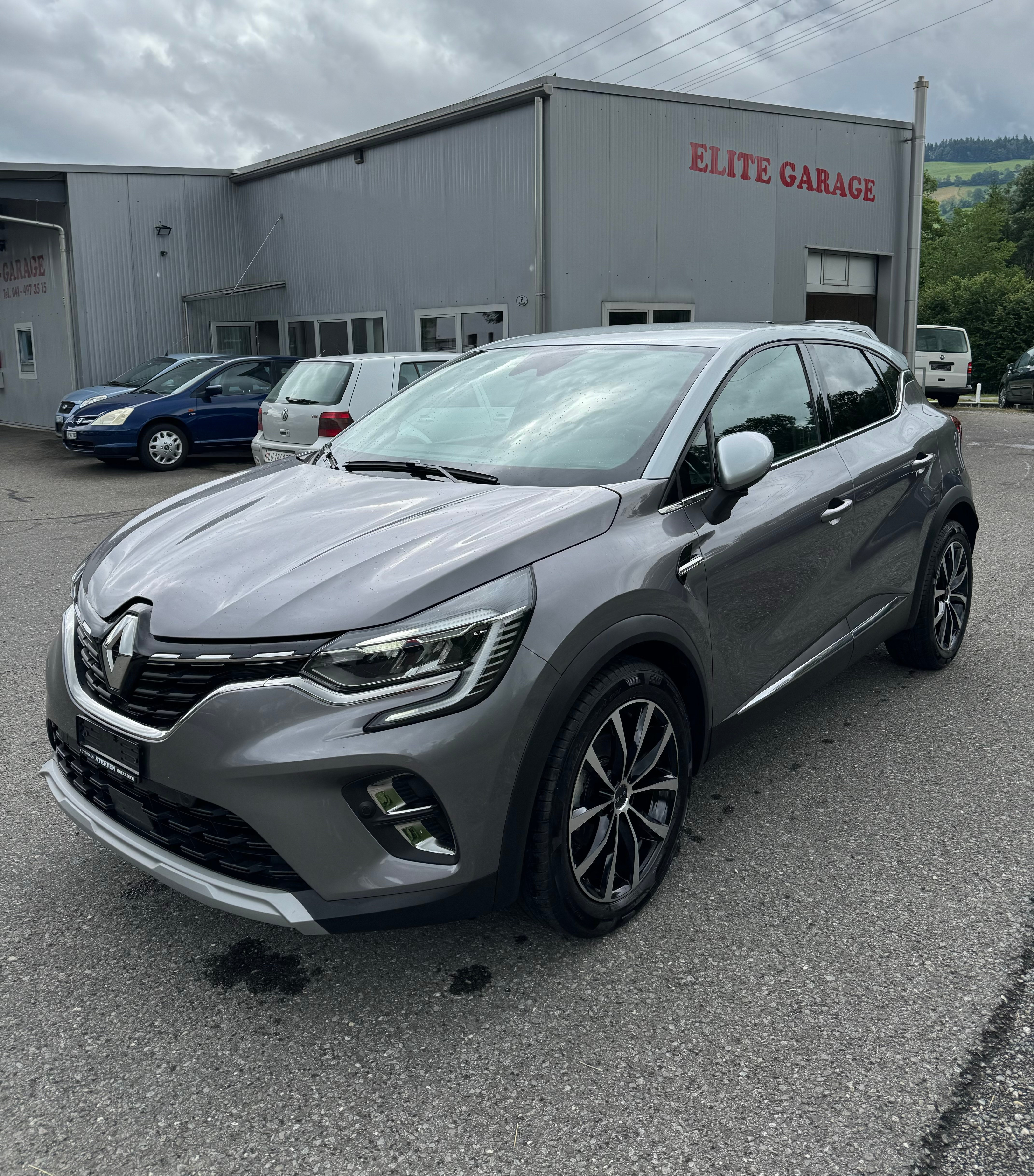 RENAULT Captur 1.3 TCe EDC Intens EDC