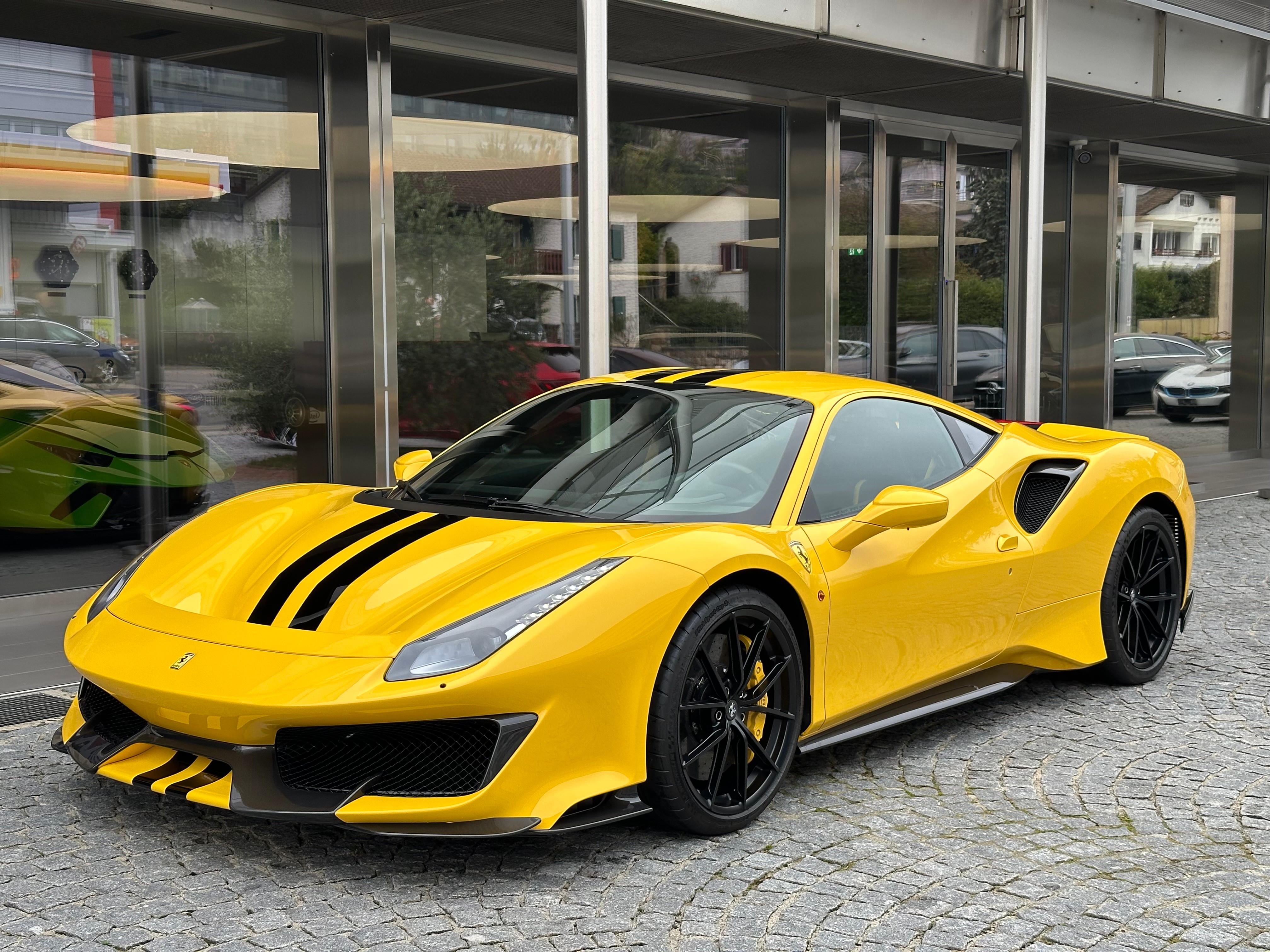 FERRARI 488 Pista 3.9 V8