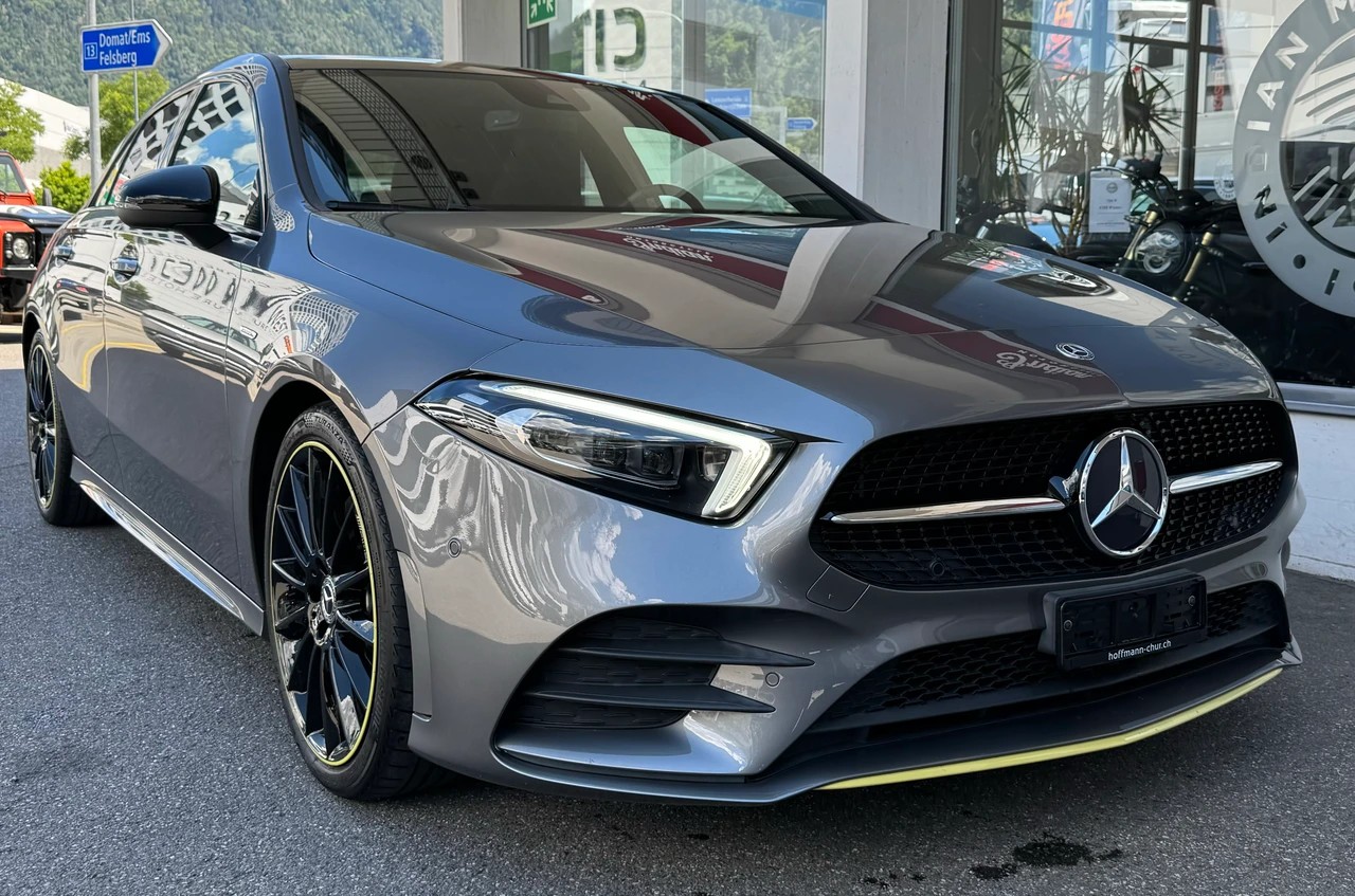 MERCEDES-BENZ A 250 AMG Line Edition 1