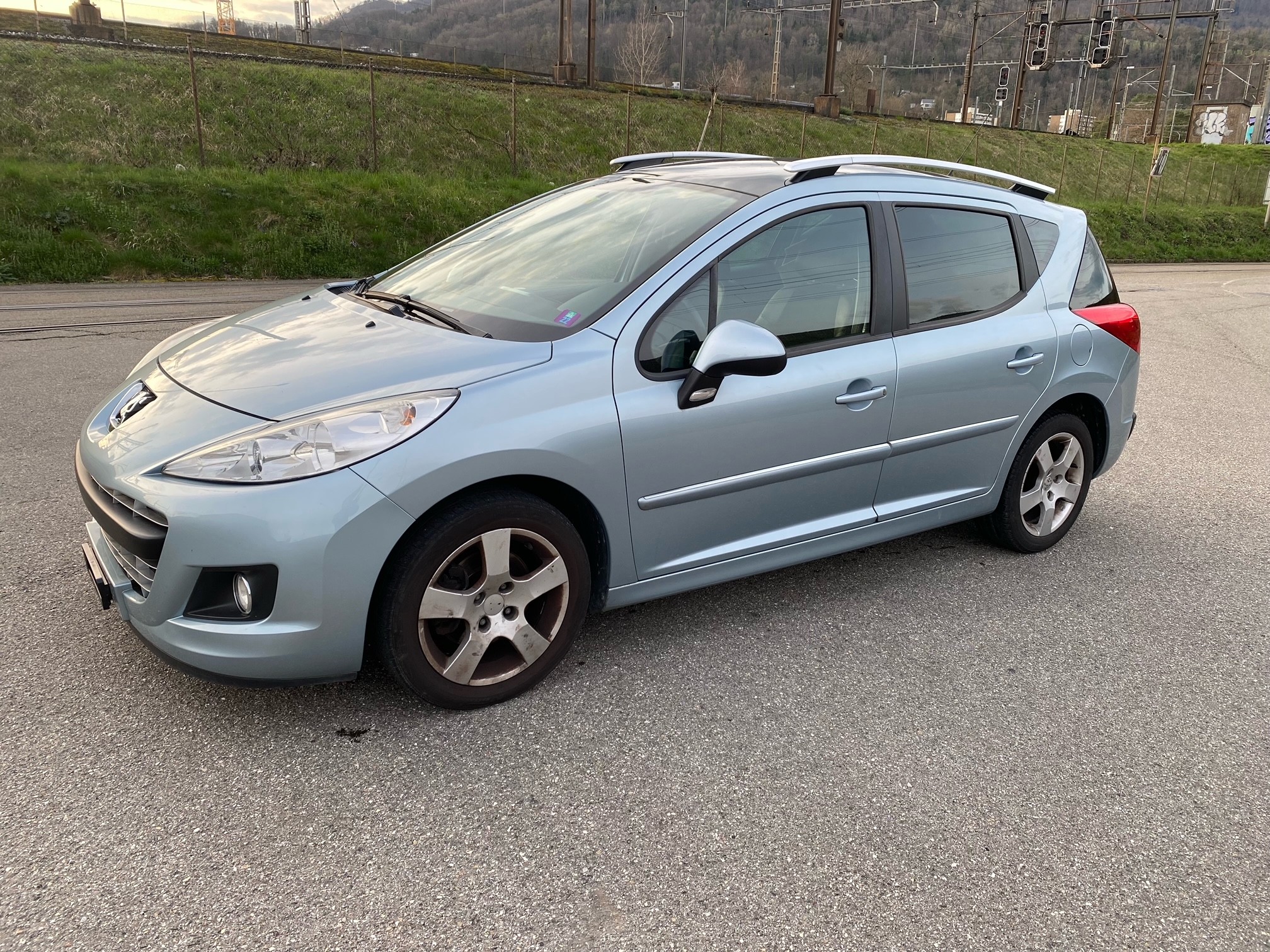 PEUGEOT 207 SW 1.6 16V Allure