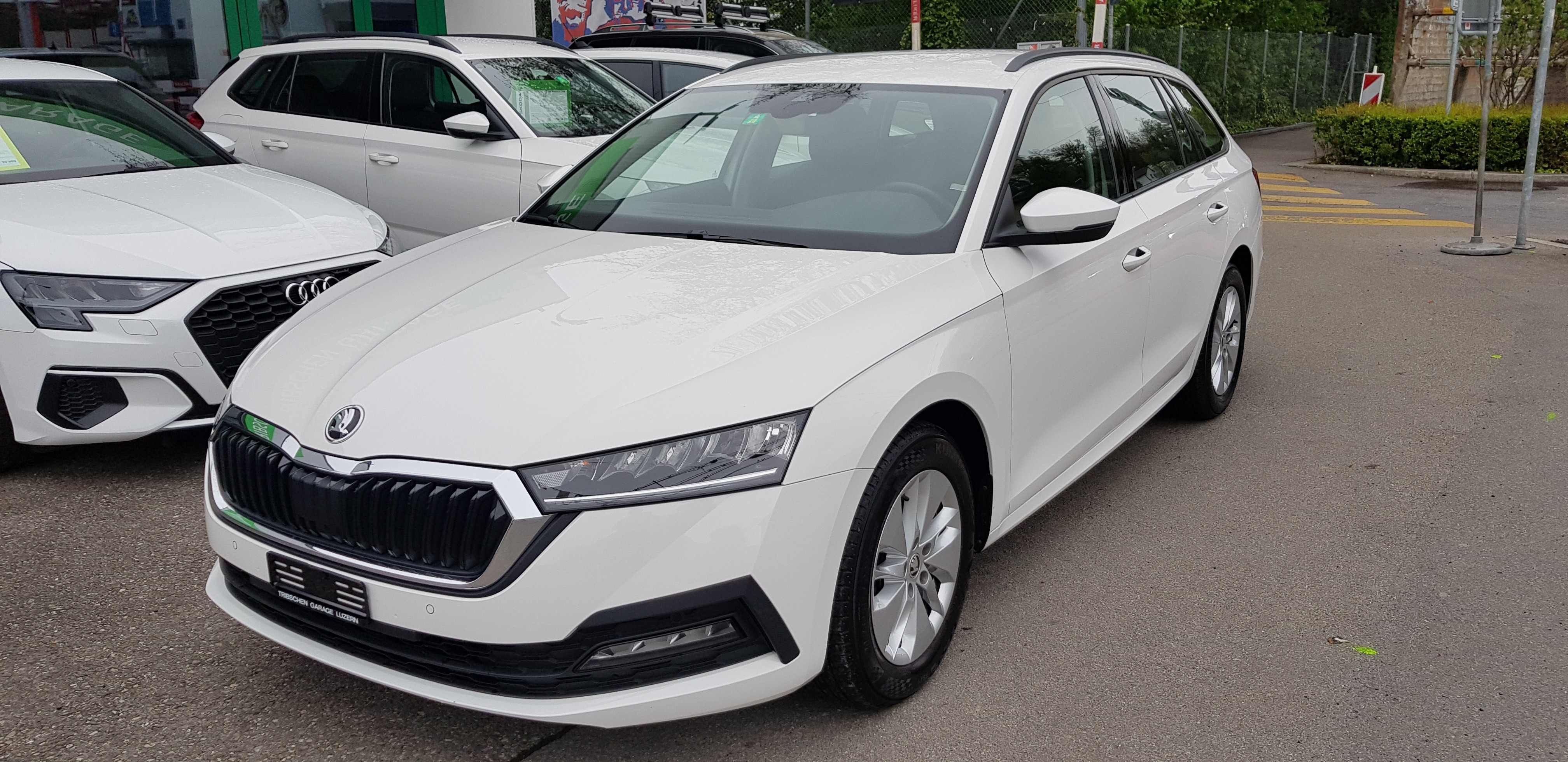 SKODA Octavia Combi 1.5 TSI mHEV DSG Ambition