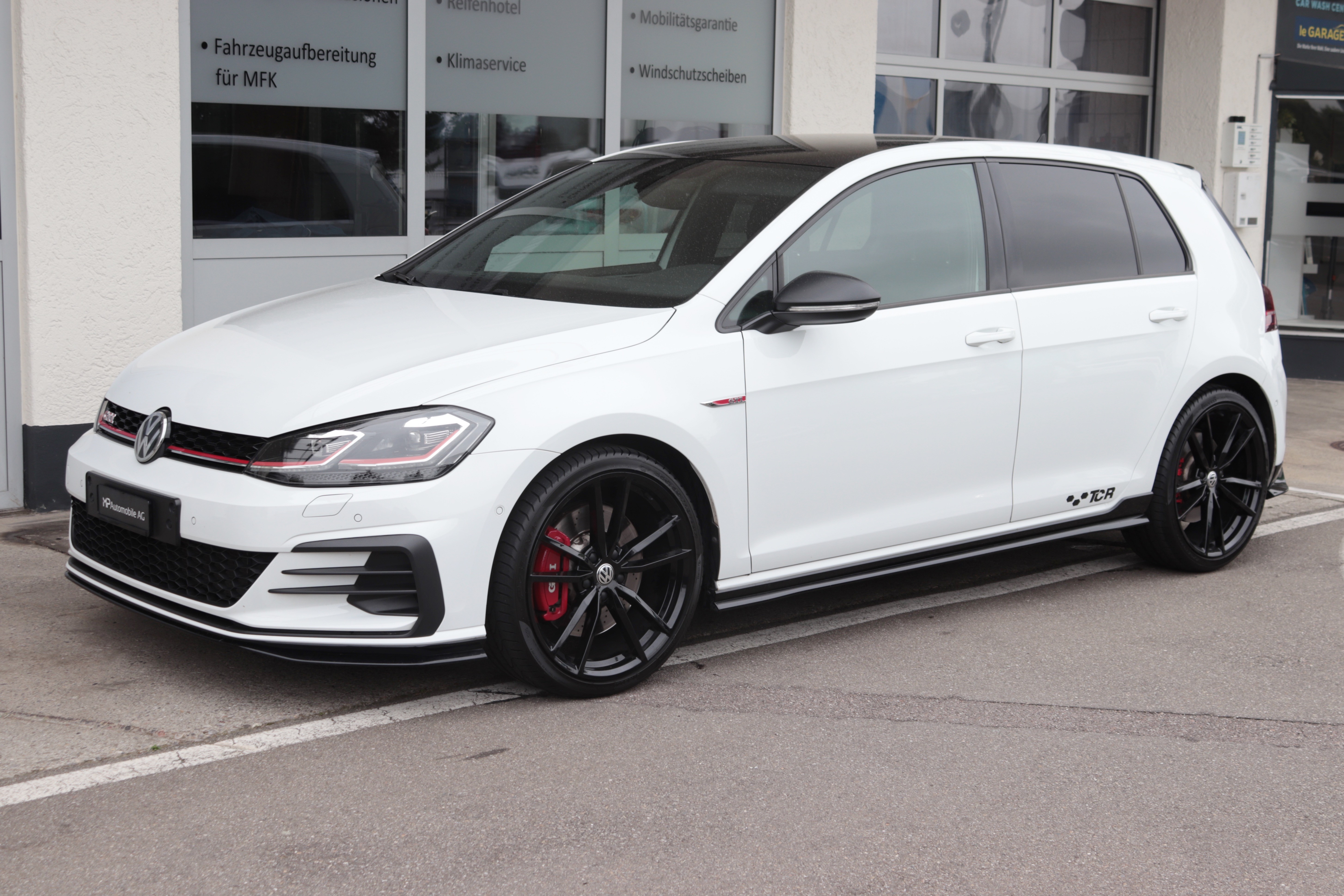 VW Golf 2.0 TSI GTI TCR DSG