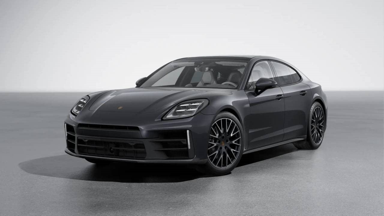 PORSCHE PANAMERA 4