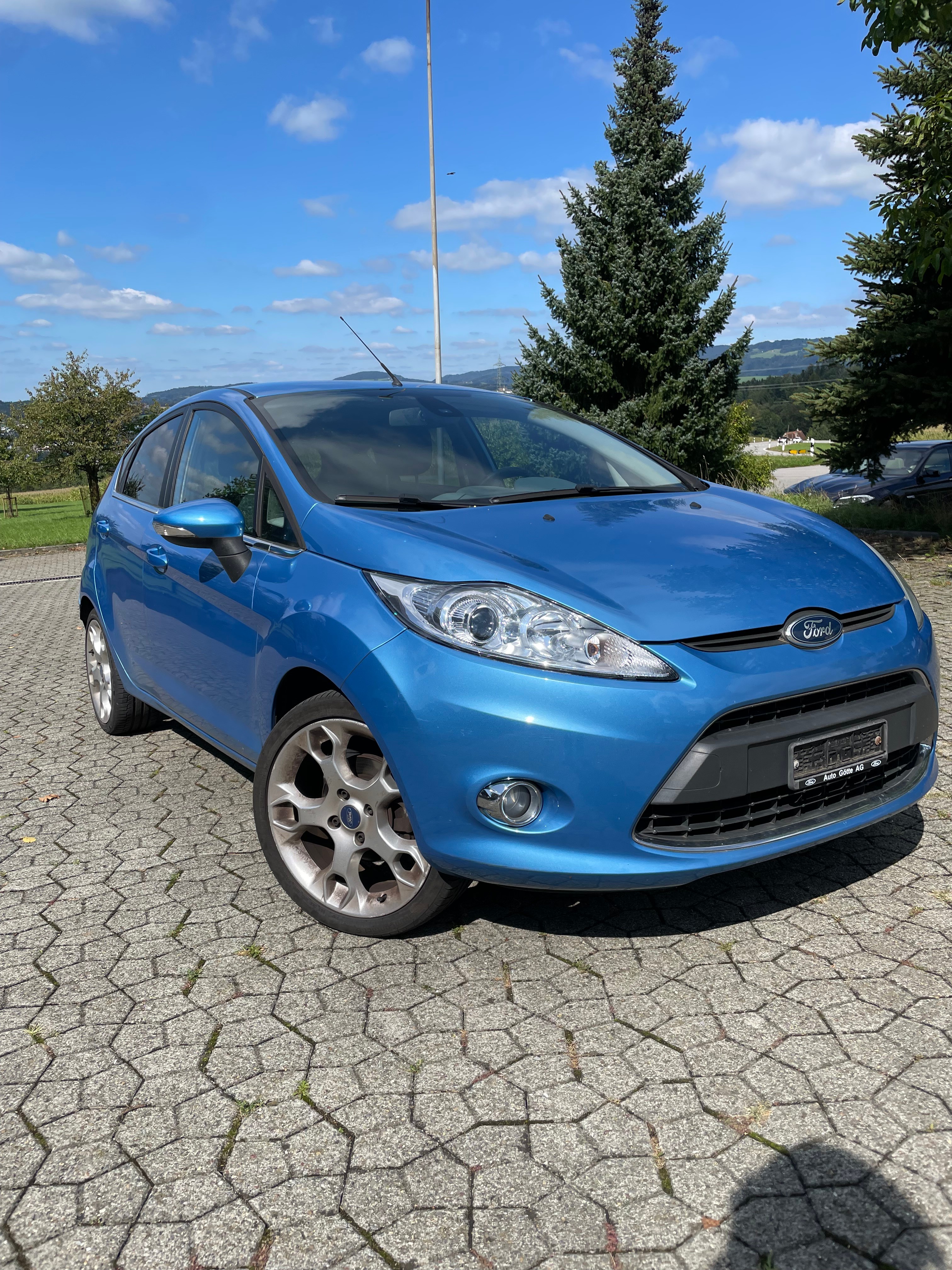 FORD Fiesta 1.6 16V Titanium