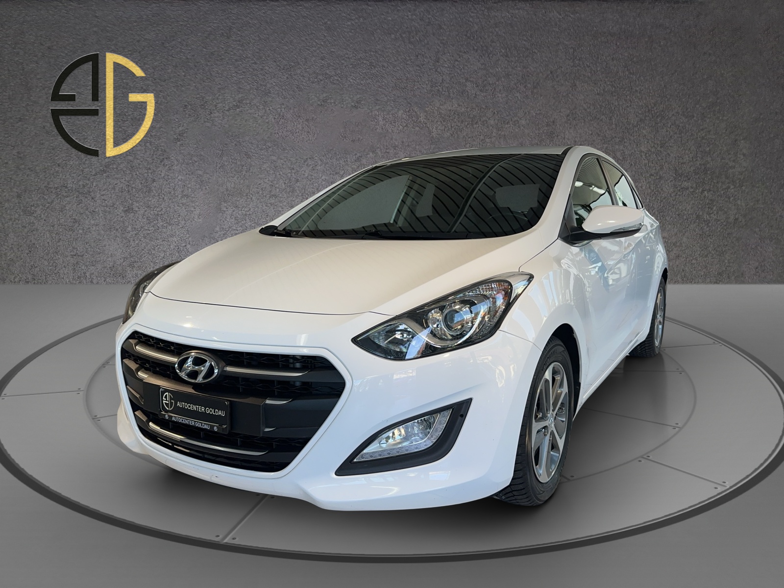 HYUNDAI i30 1.6 CRDi Plena Automatic DCT