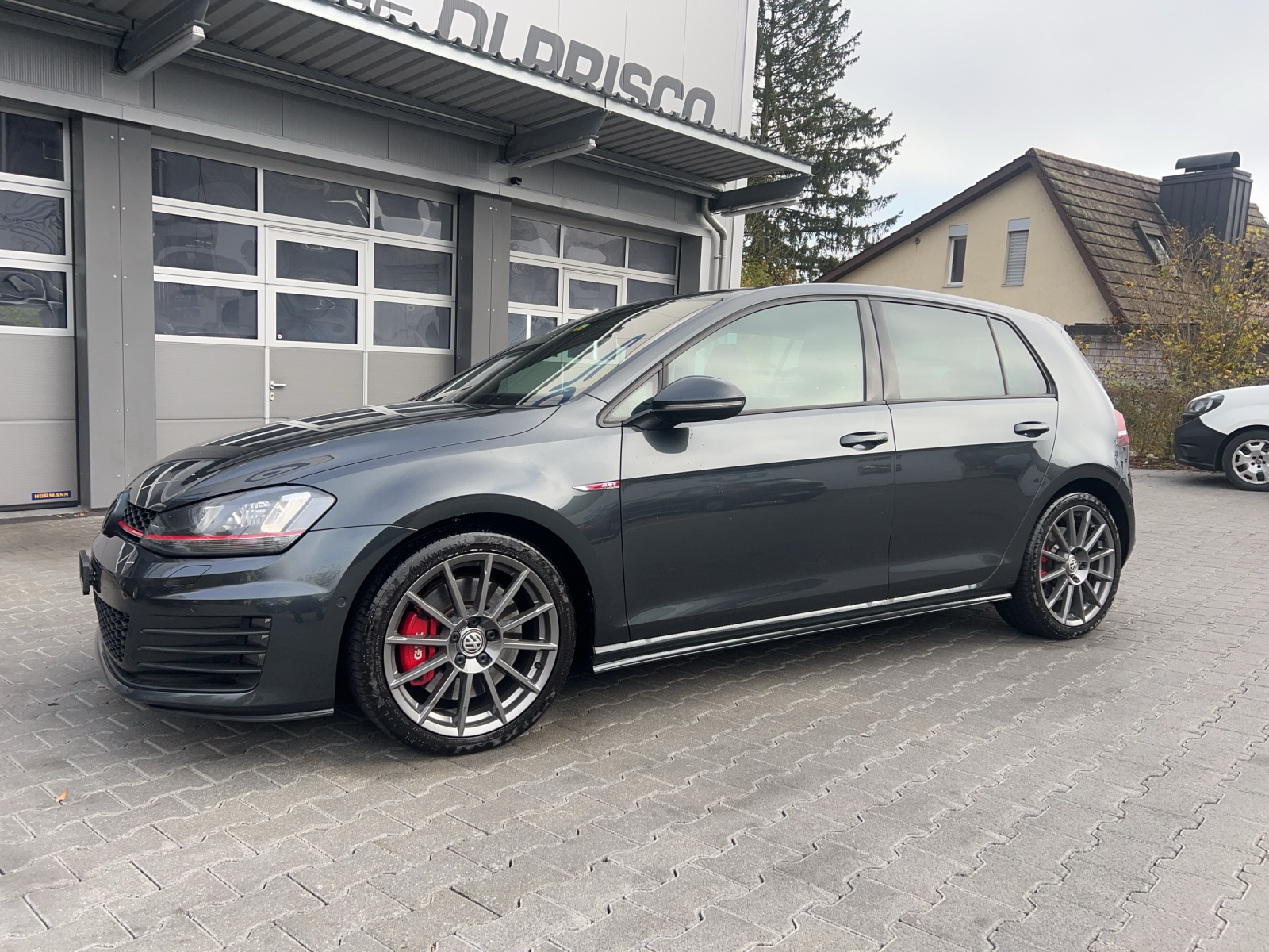 VW Golf 2.0 TSI GTI Performance