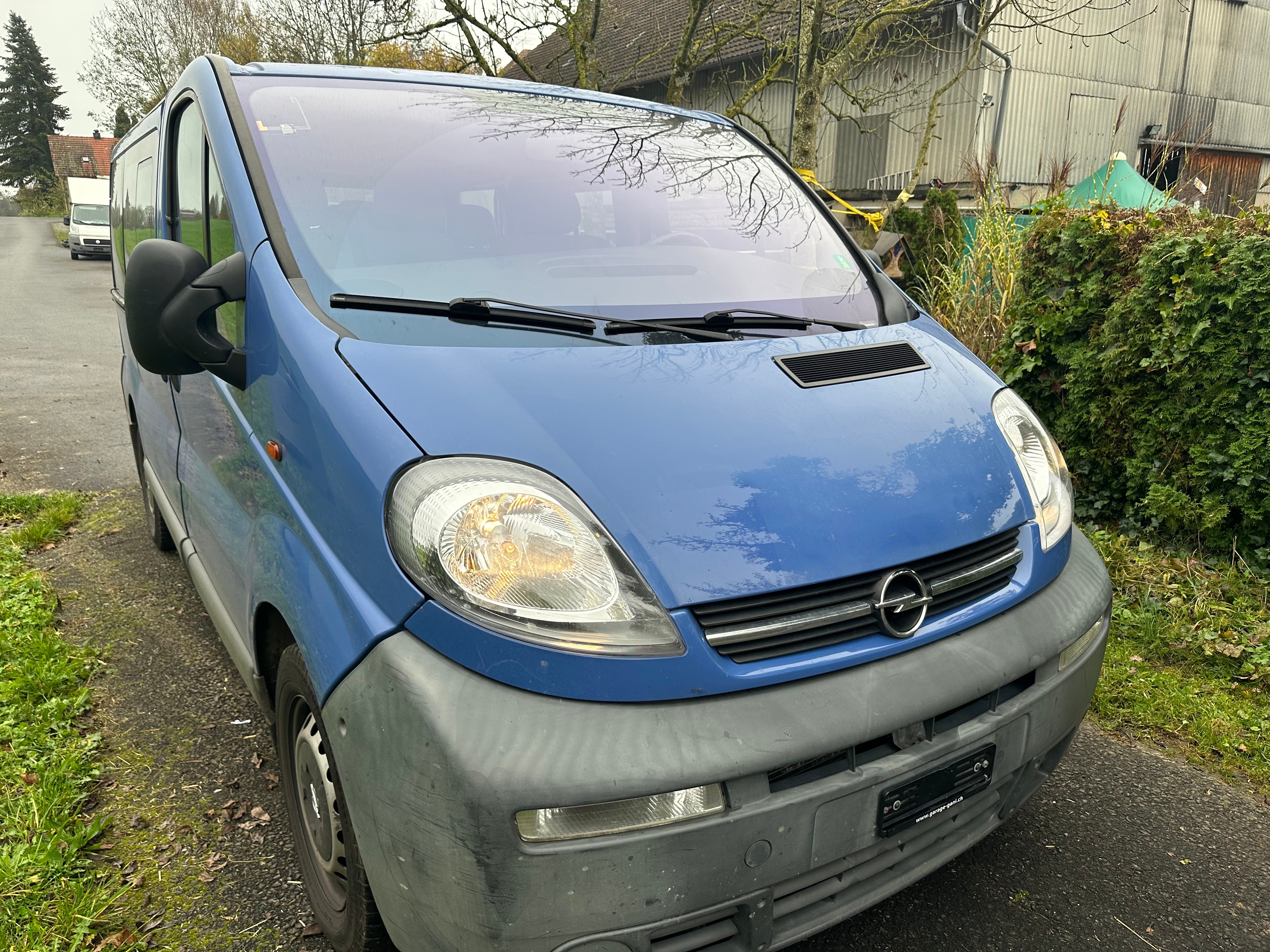 OPEL Vivaro 2.5 CDTI 2.7t