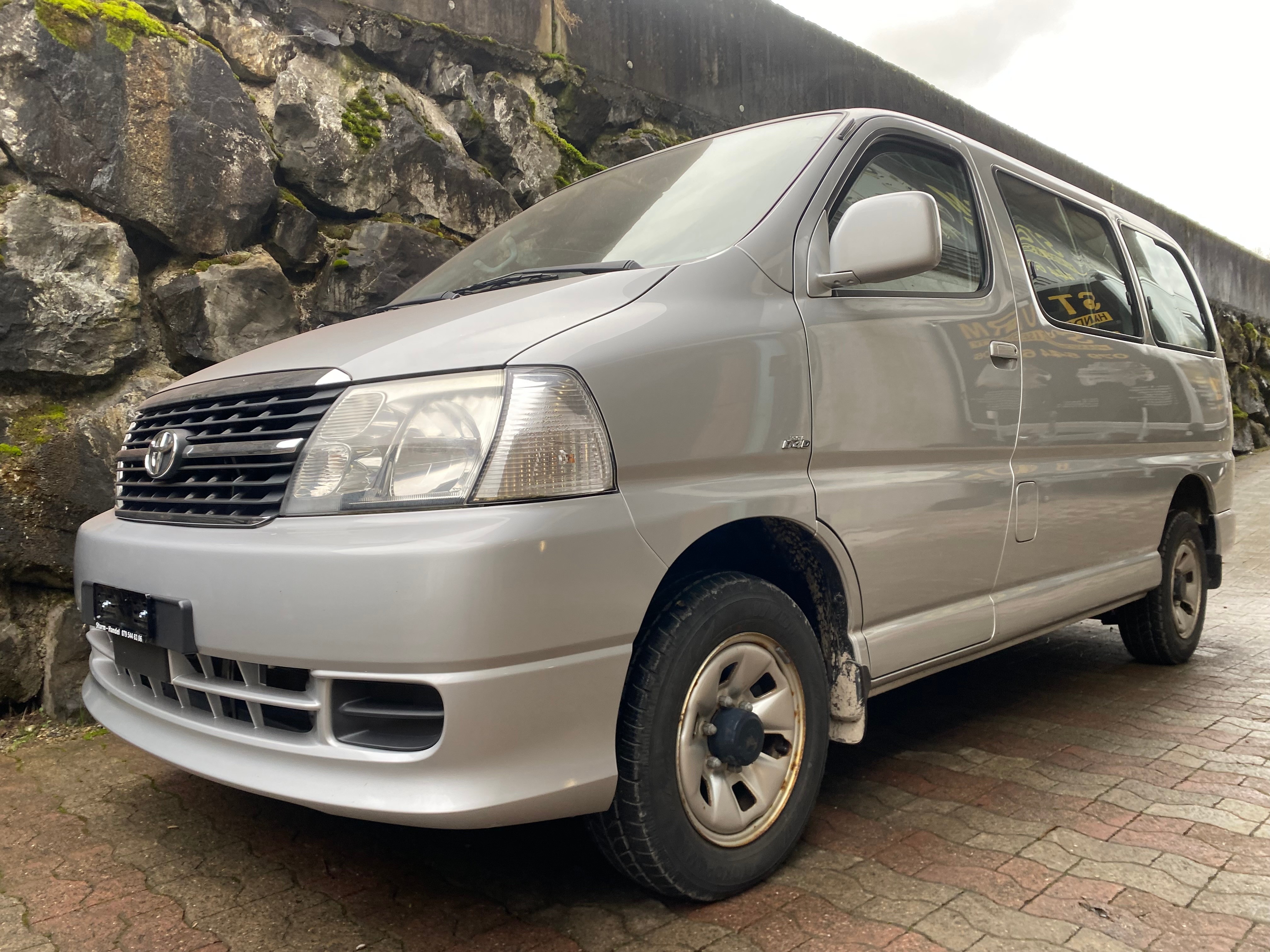 TOYOTA Hiace D-4D Wagon GL 4WD S