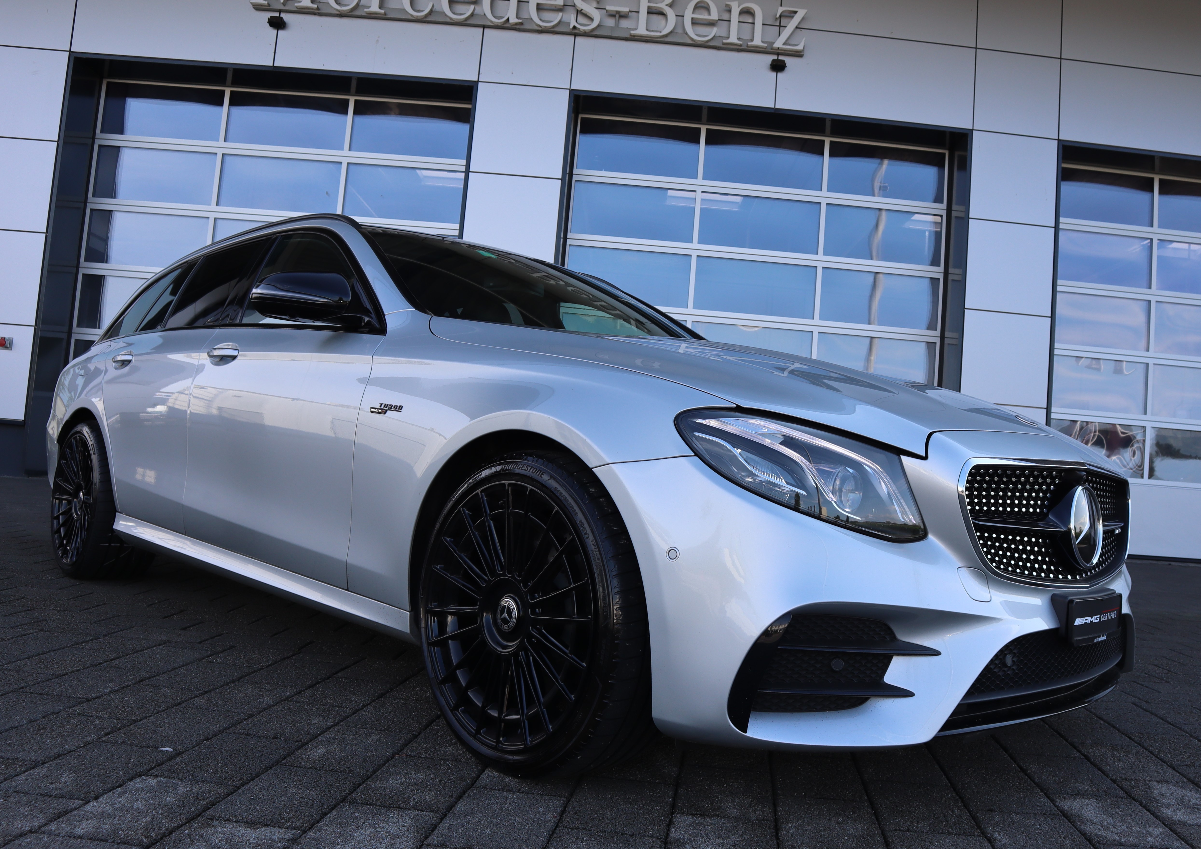 MERCEDES-BENZ E 53 AMG 4Matic 9G-Tronic