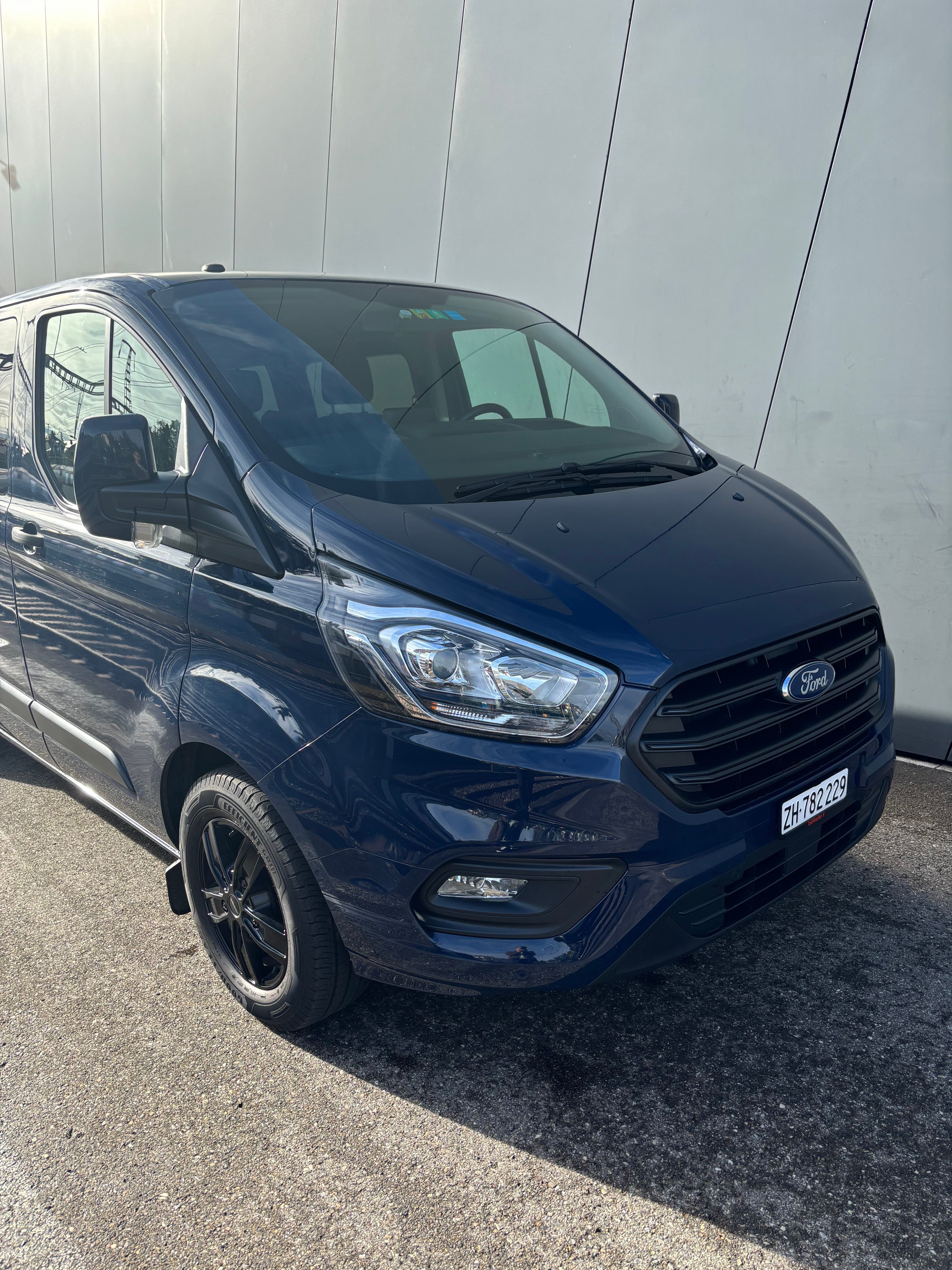 FORD Transit Custom 320 L2H1 Trend