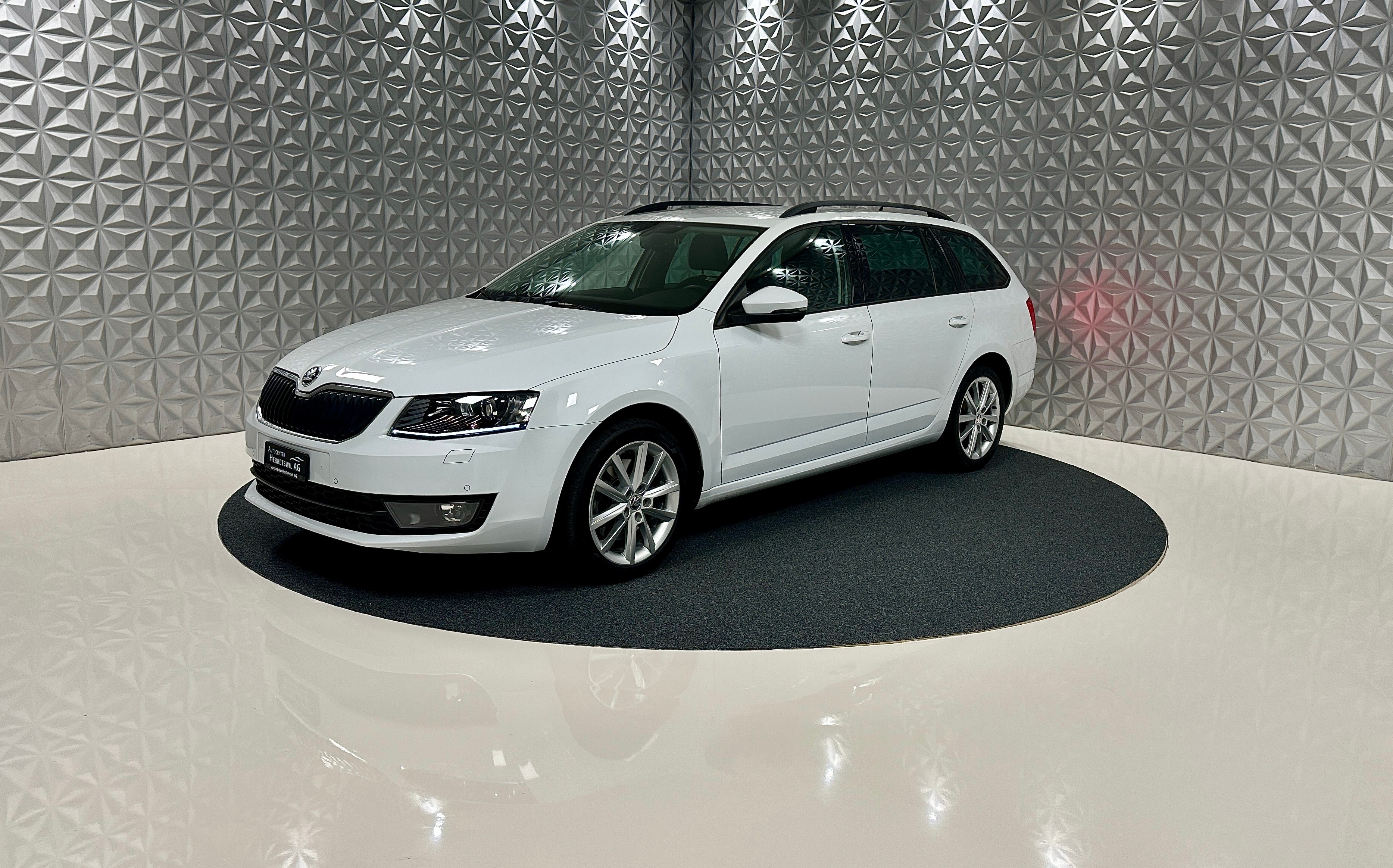 SKODA Octavia Combi 1.8 TSI Style 4x4 DSG