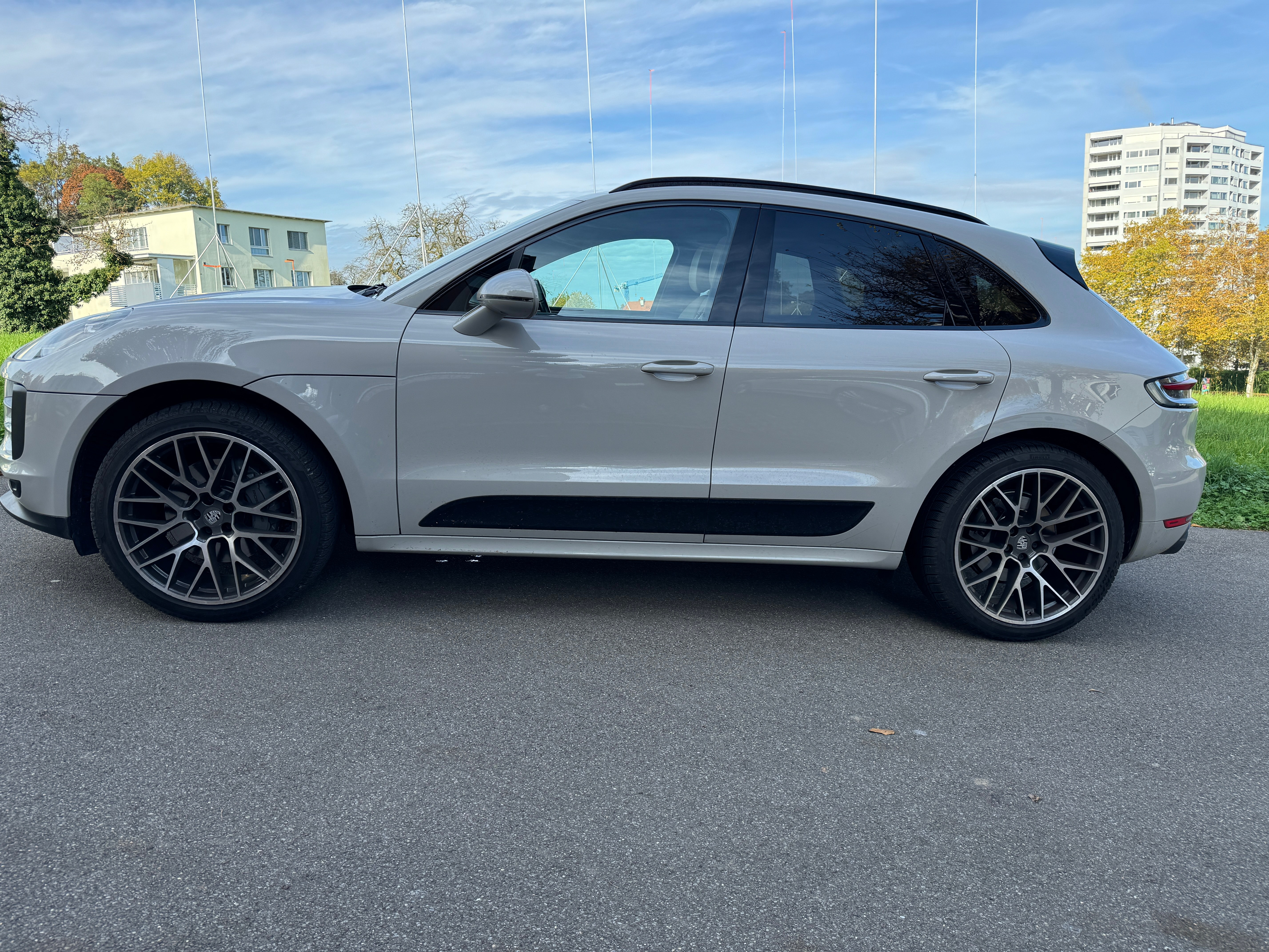 PORSCHE Macan S