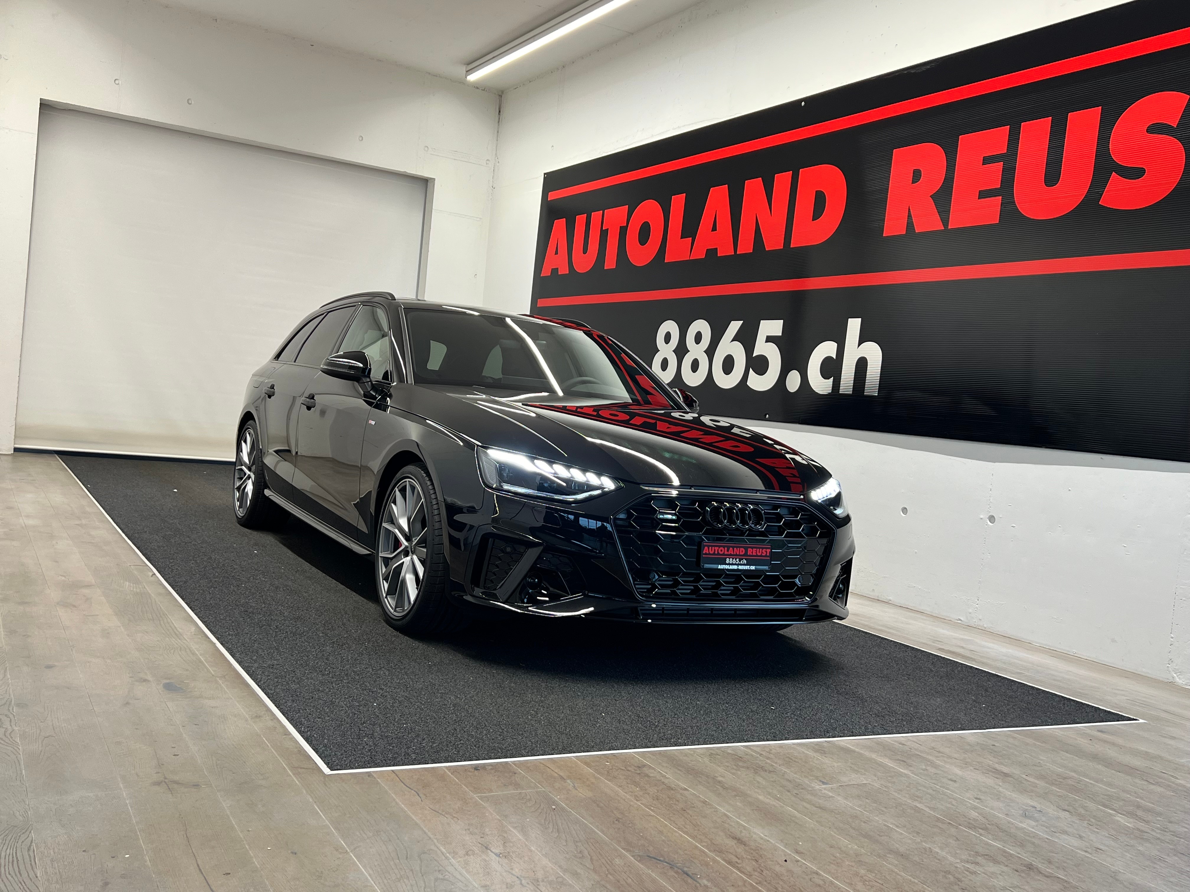 AUDI A4 Avant 40 TFSI S line S-tronic quattro