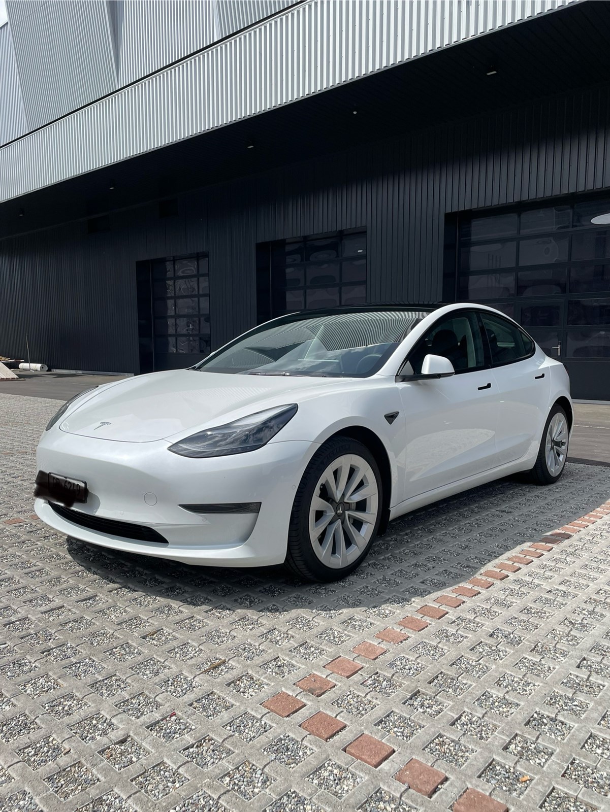 TESLA Model 3 Long Range Dual Motor AWD