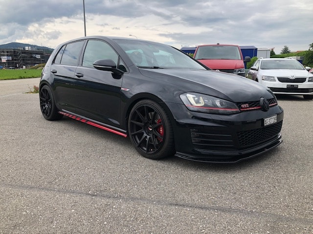 VW Golf 2.0 TSI GTI Performance