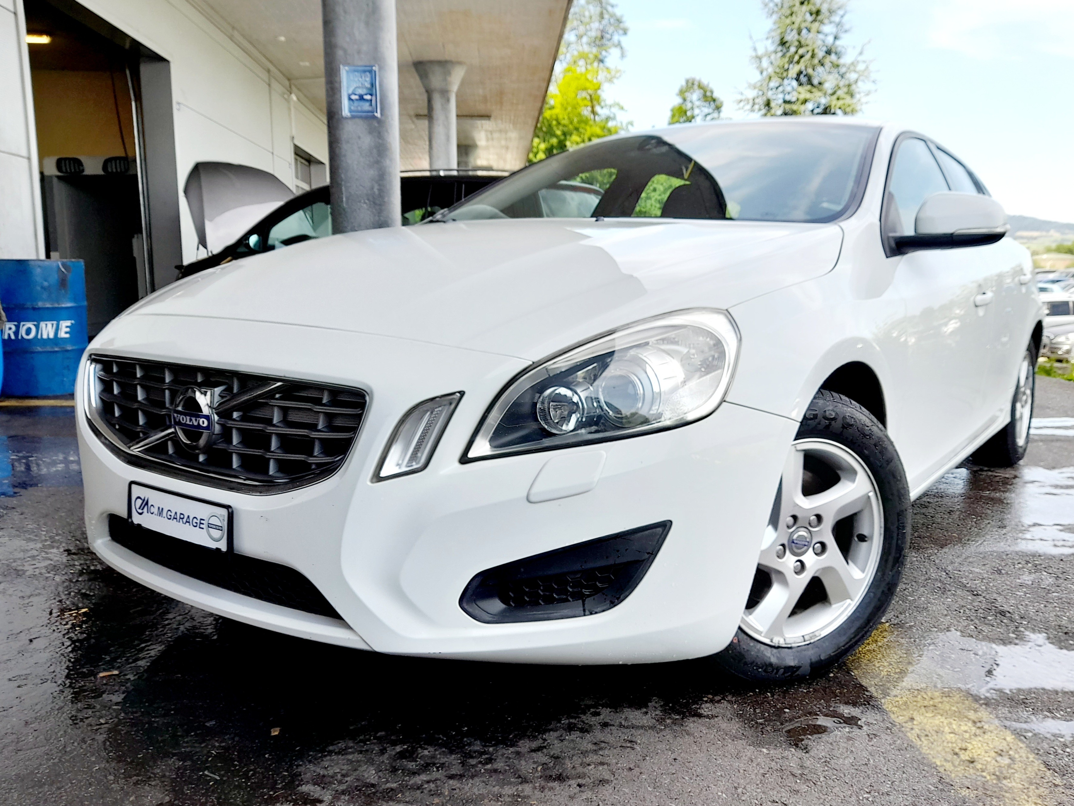 VOLVO V60 DRIVe Kinetic