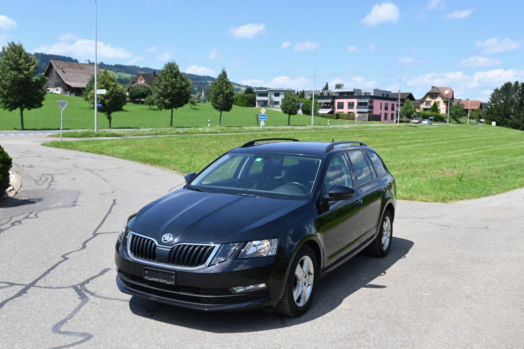 SKODA Octavia Combi 2.0 TDI Ambition 4x4 DSG