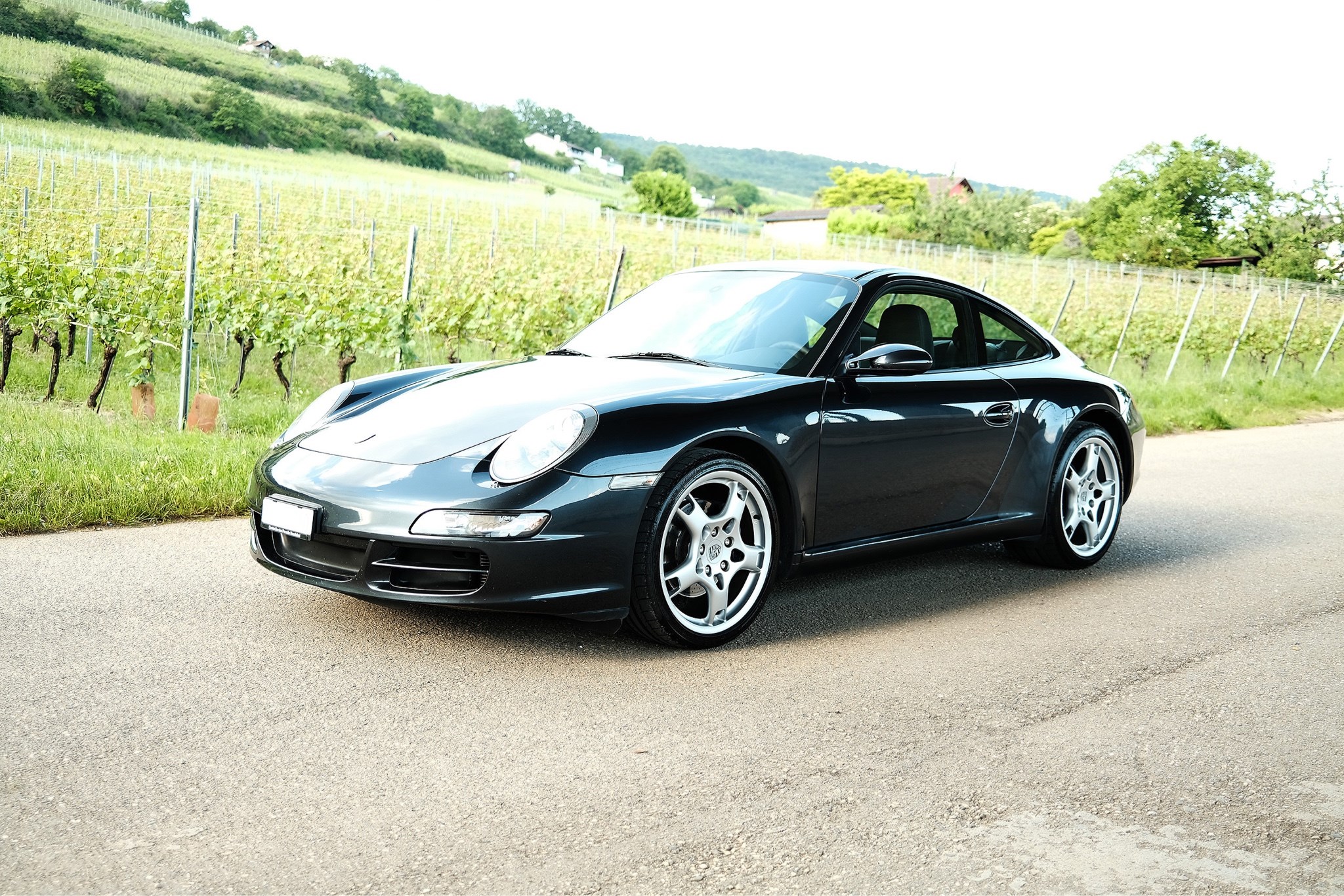 PORSCHE 911 Carrera