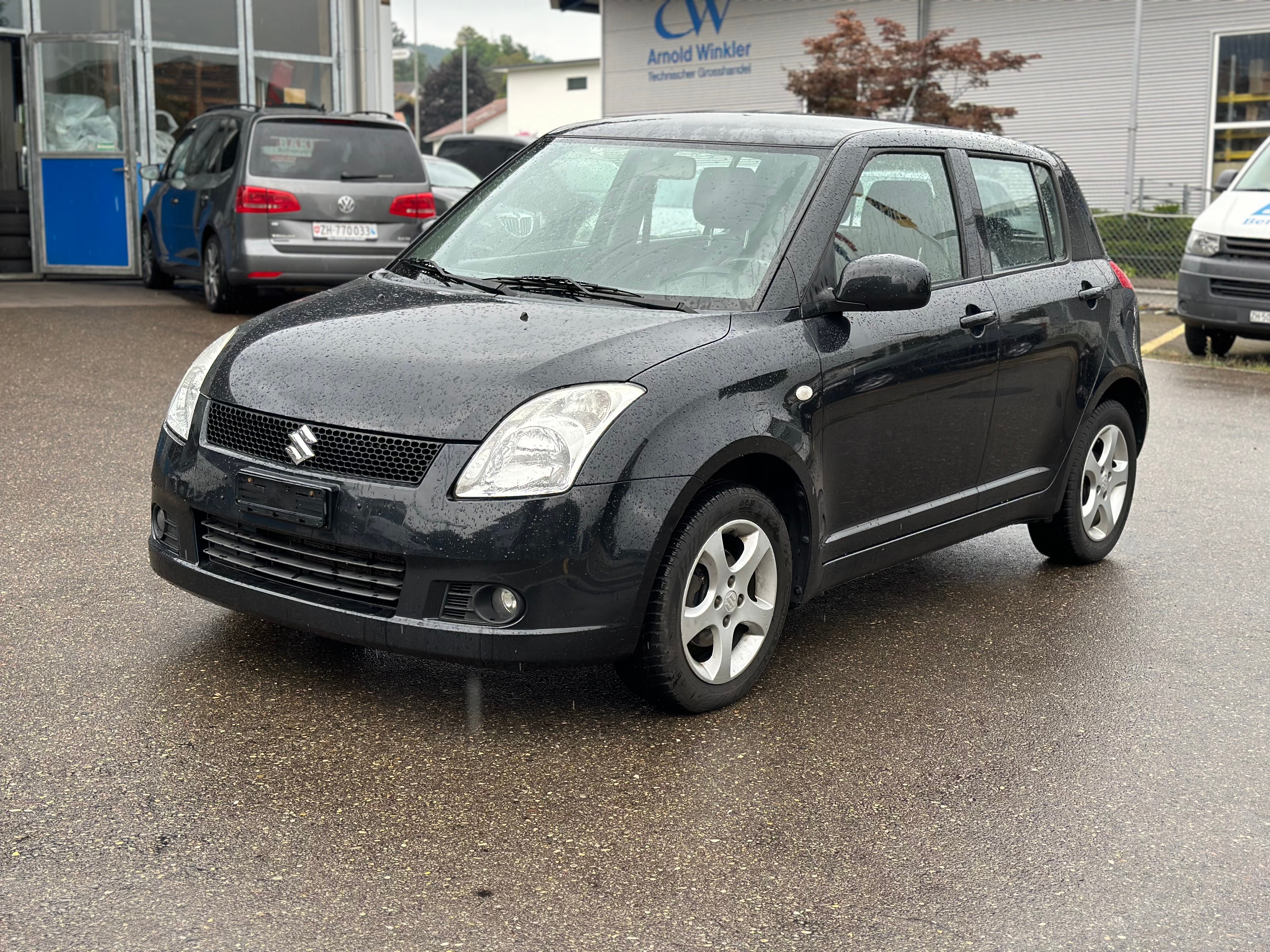 SUZUKI Swift 1.3i 16V GL 4x4