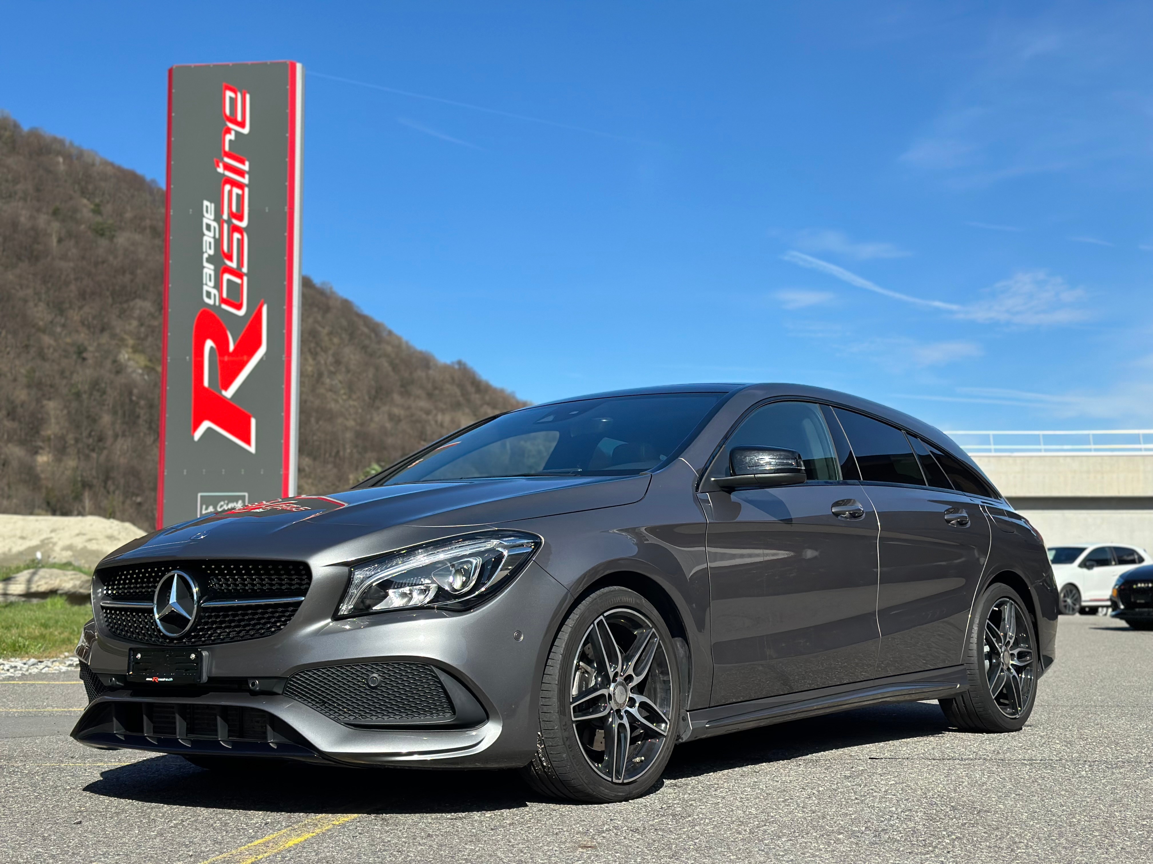 MERCEDES-BENZ CLA Shooting Brake 250 AMG Line 7G-DCT