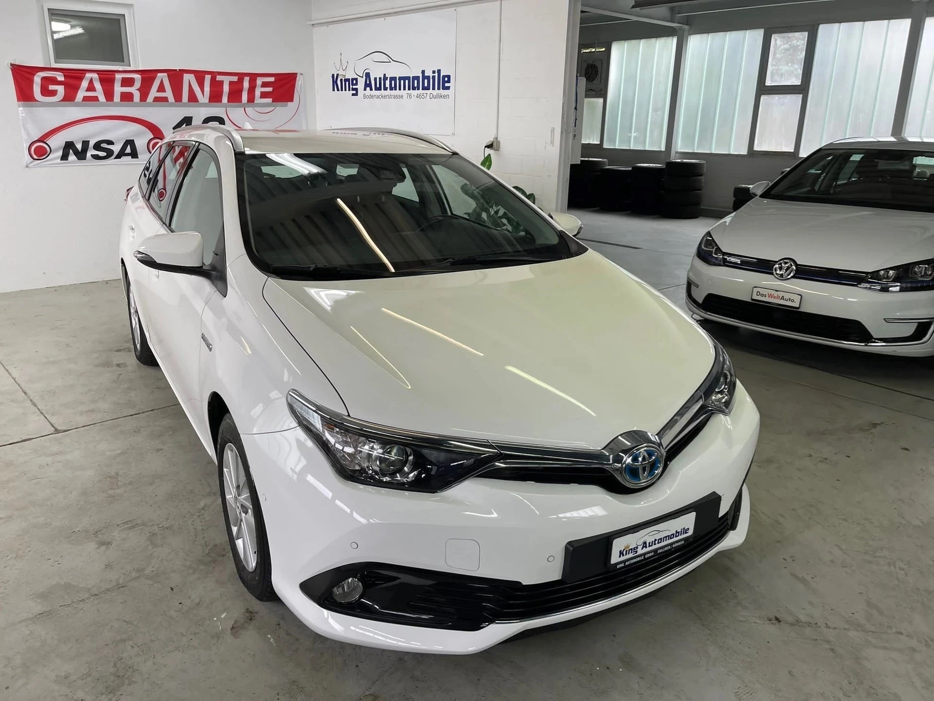 TOYOTA Auris Touring Sports 1.8 HSD Trend e-CVT