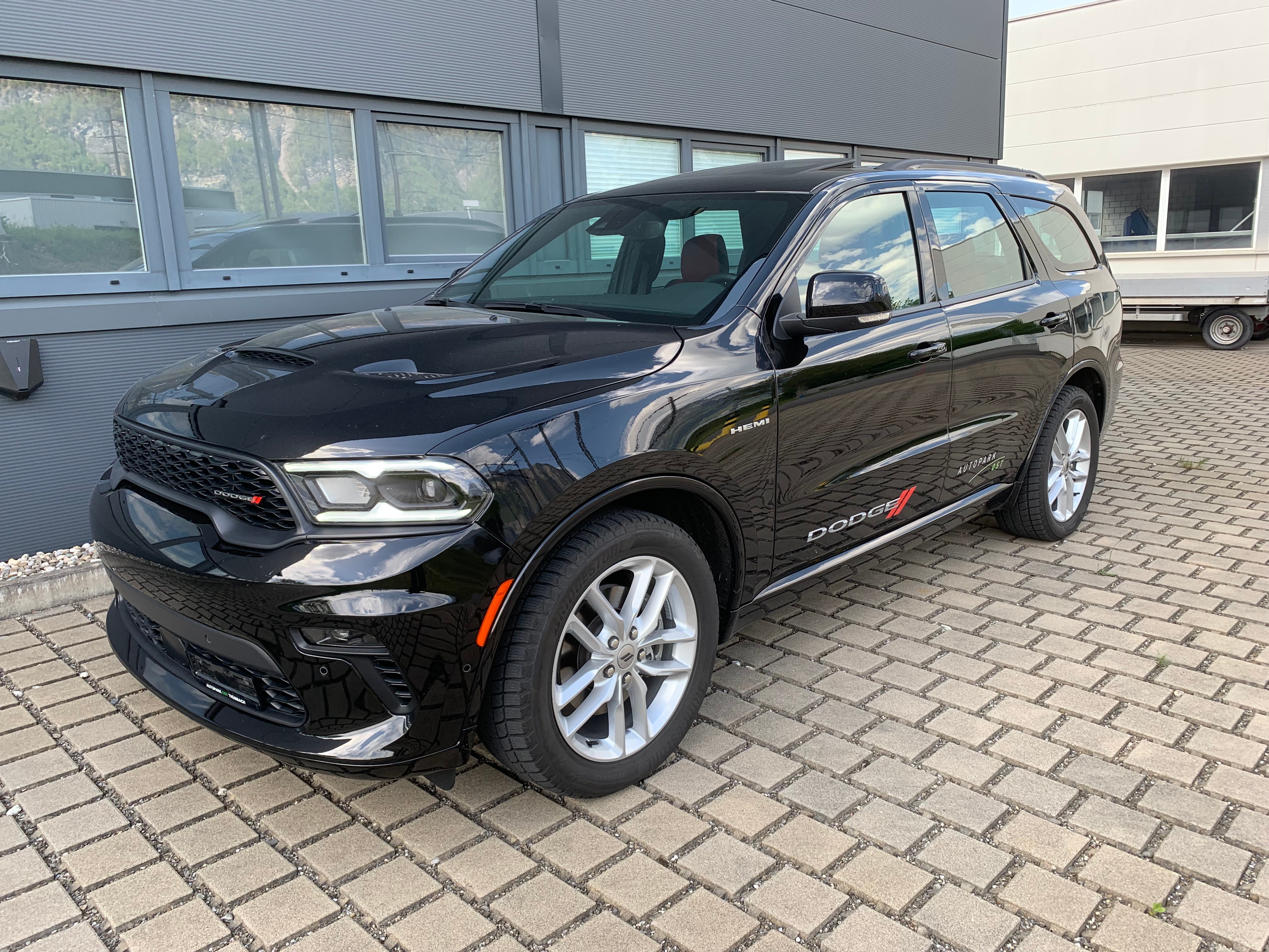 DODGE Durango R/T 5.7 V8 / 7 - Plätzer