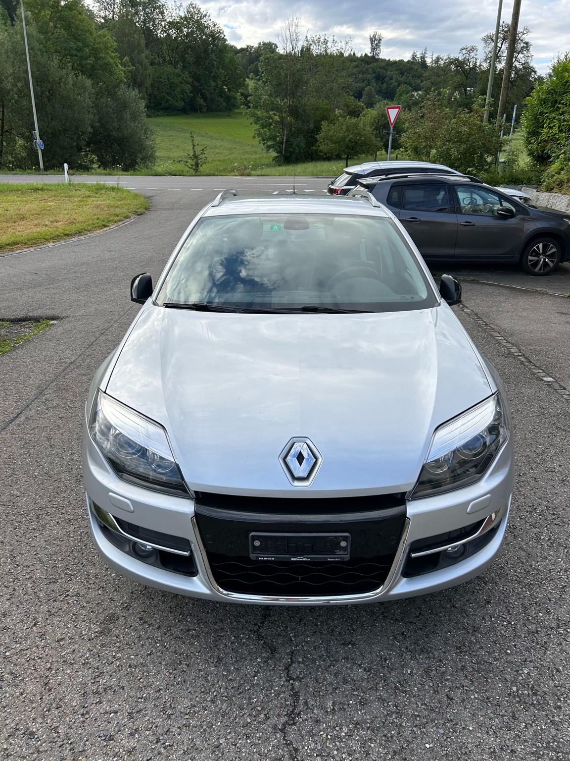 RENAULT Laguna Grandtour 2.0 16V T Dynamique Automatic