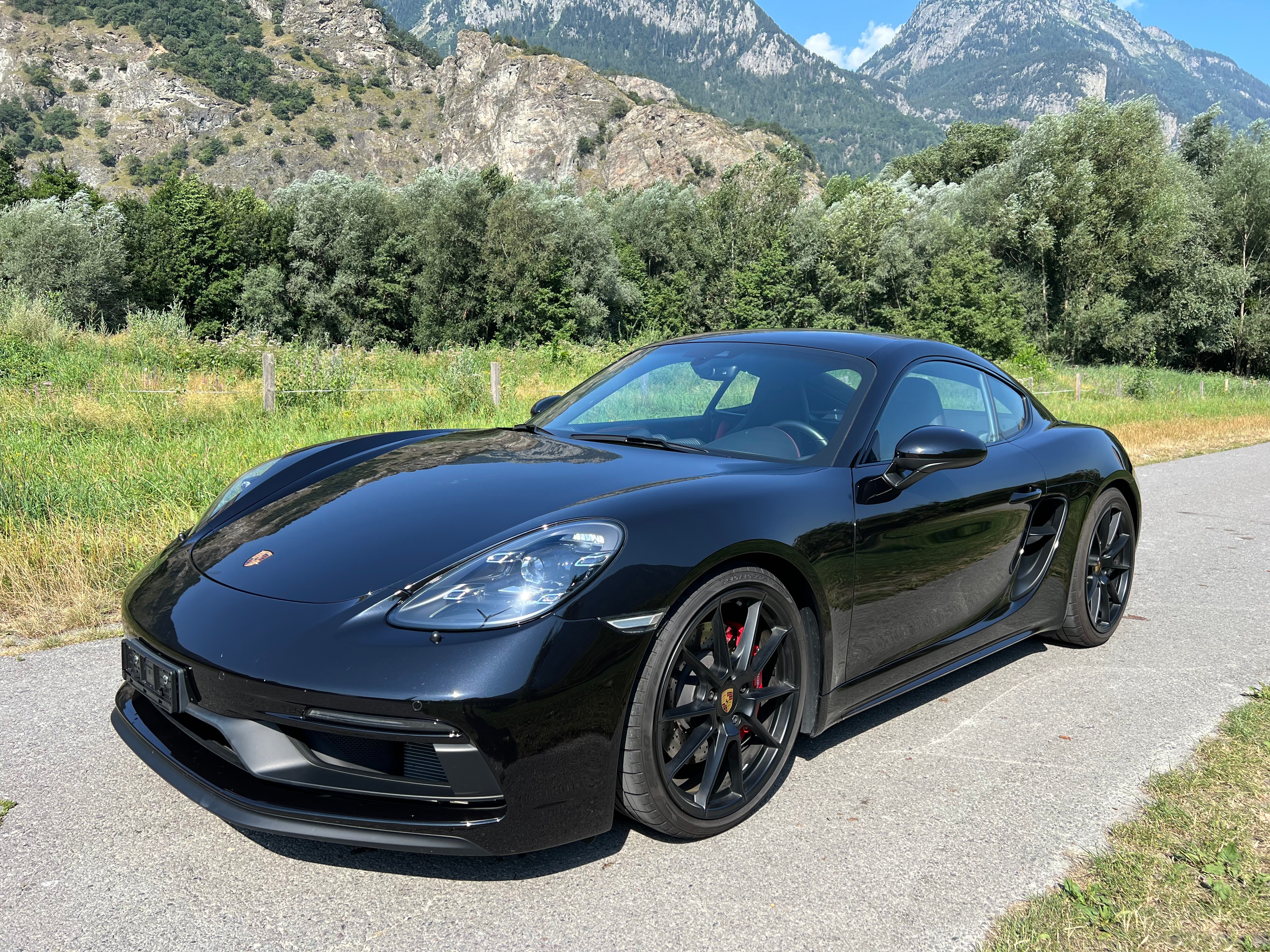 PORSCHE 718 Cayman GTS 4.0