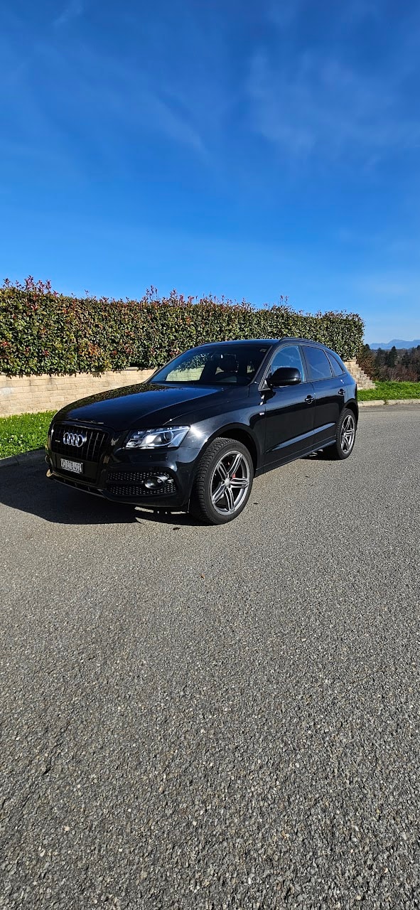 AUDI Q5 2.0 TFSI quattro