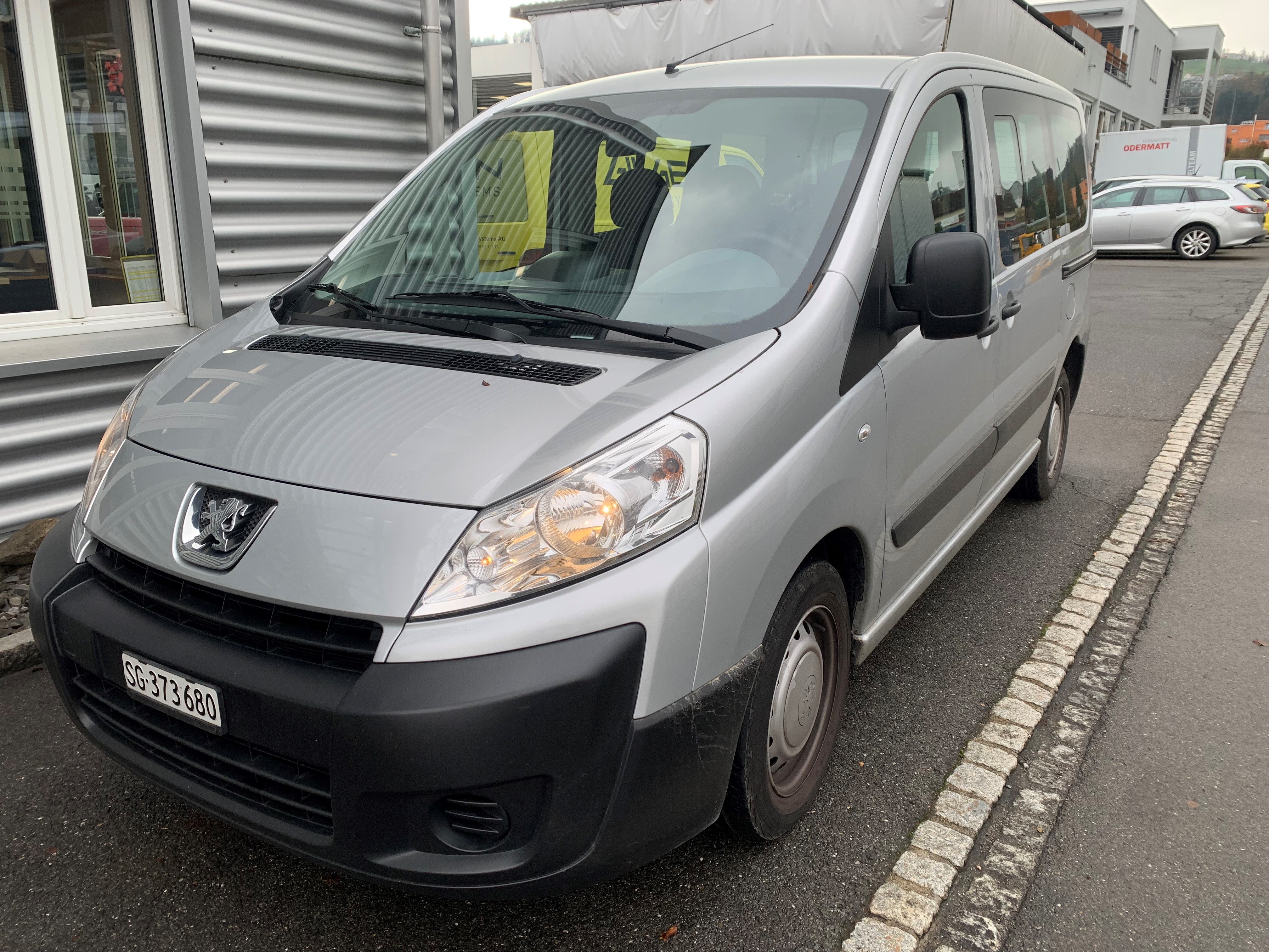 PEUGEOT Expert Tepee 2.0 HDi Confort L1