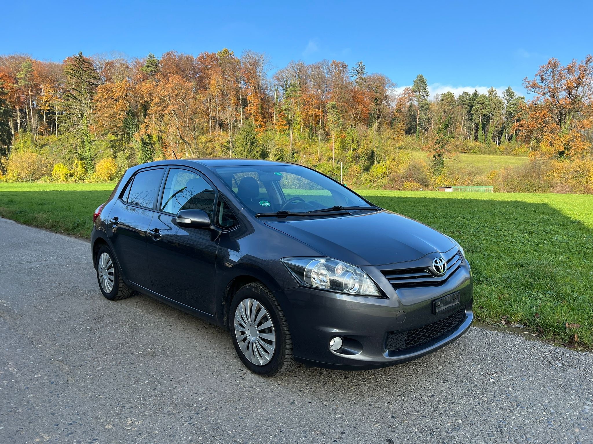 TOYOTA Auris 1.8 Linea Sol