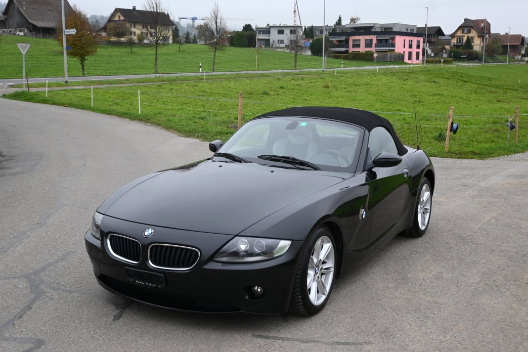 BMW Z4 2.2i Roadster