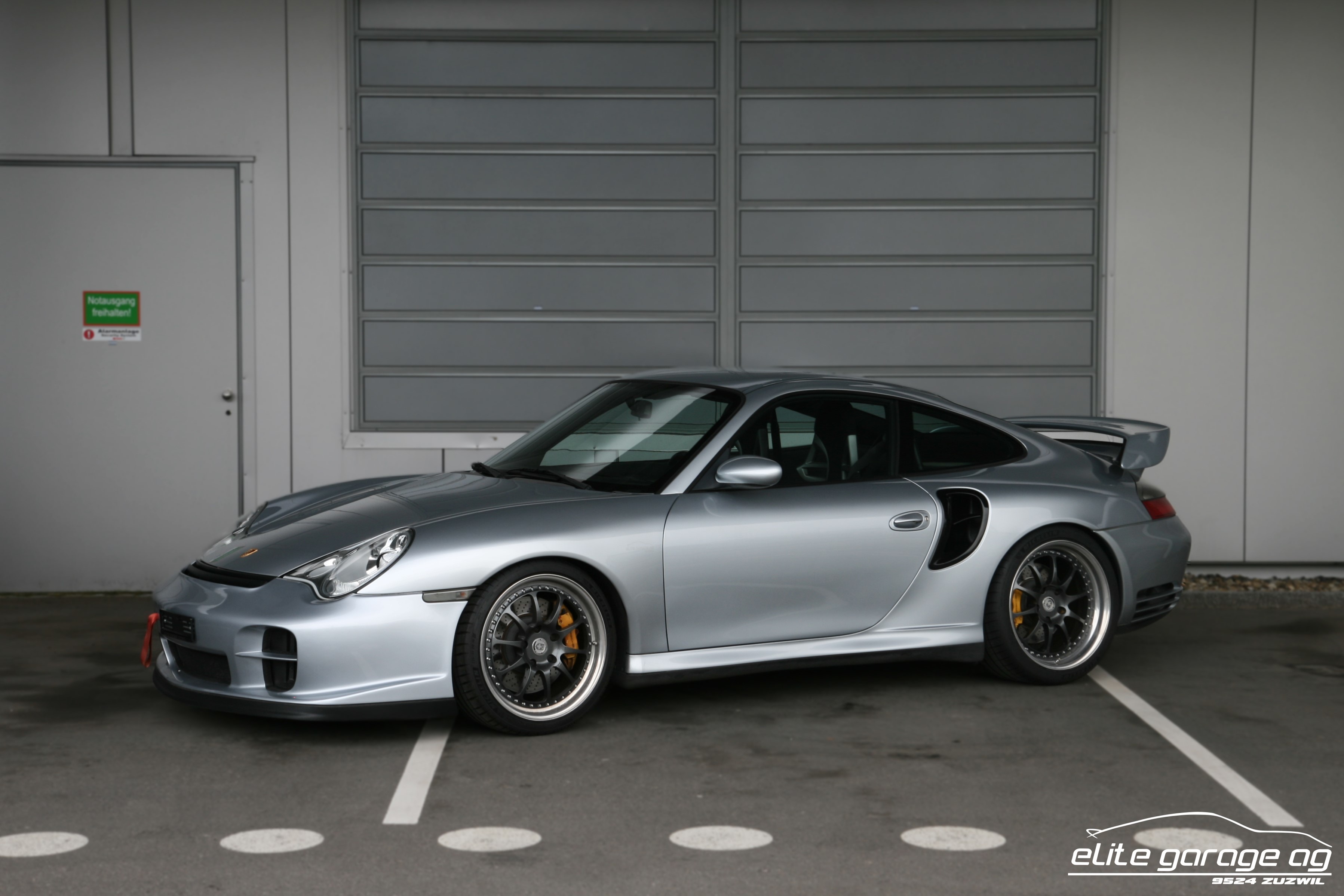 PORSCHE 911 Turbo GT2-LOOK