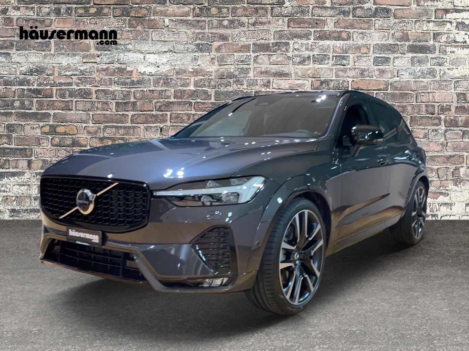 VOLVO XC60 2.0 B6 MH Ultimate Dark AWD