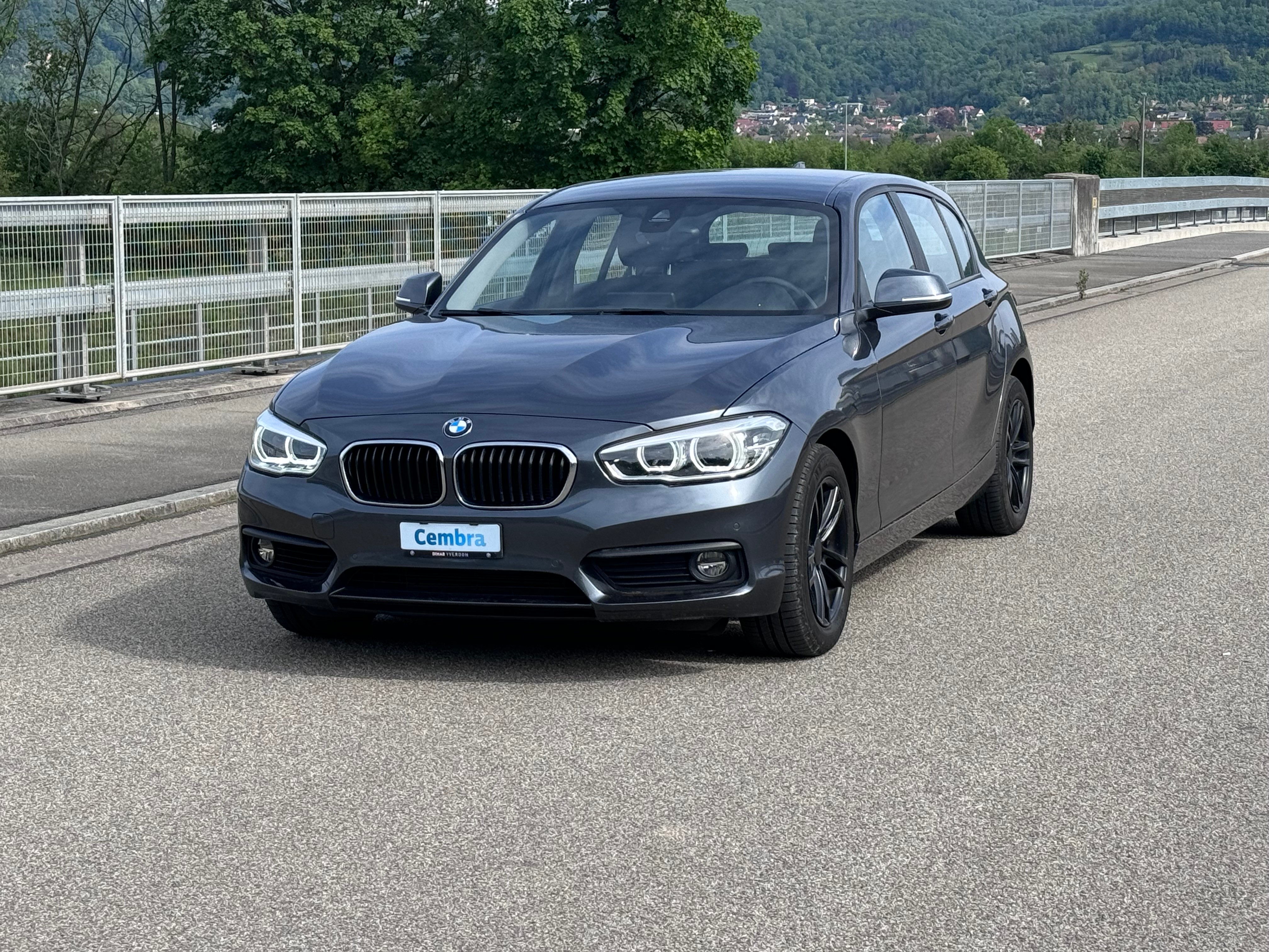 BMW 118i Steptronic Essential Edition