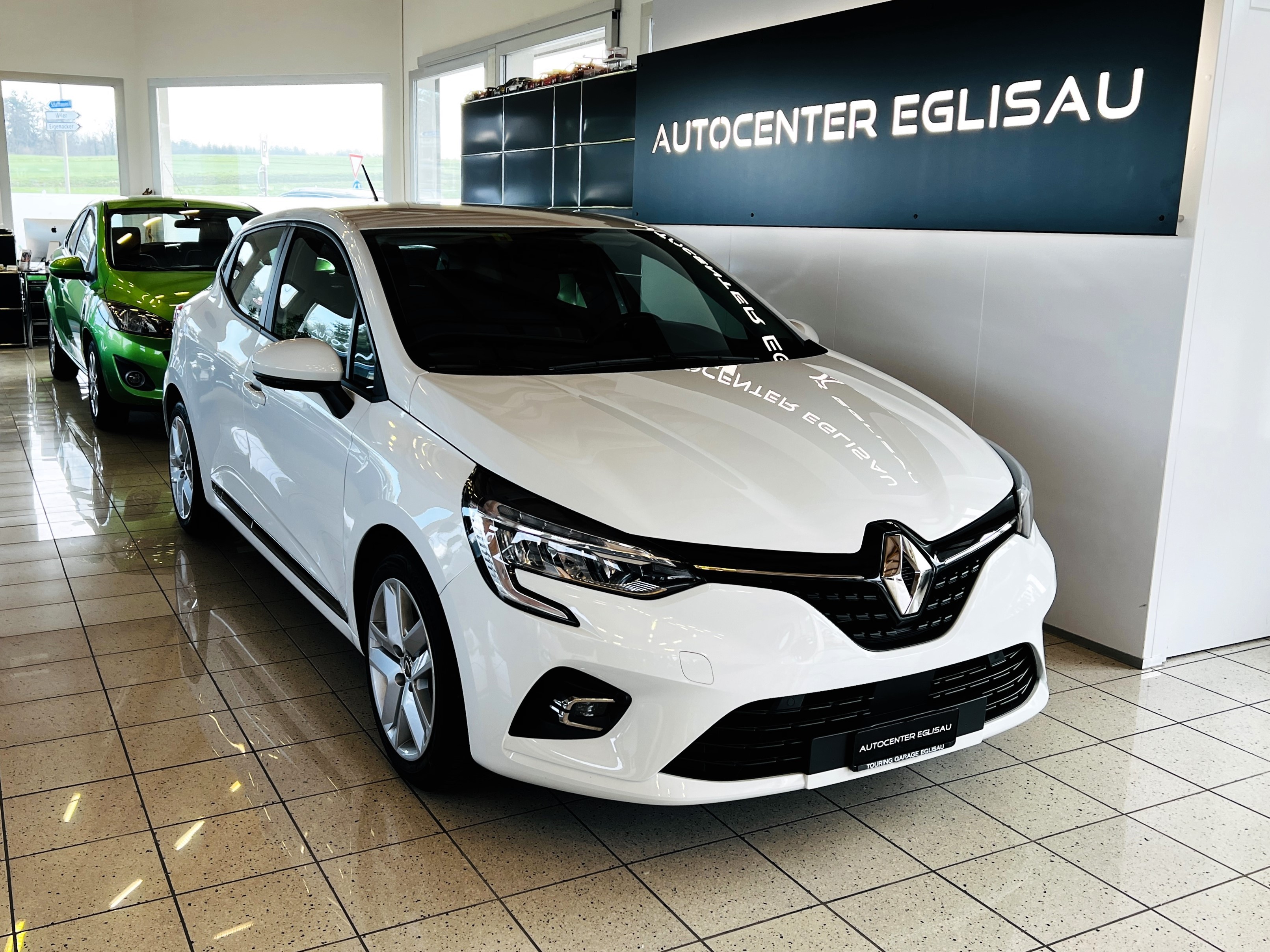 RENAULT Clio 1.0 TCe 100 Business