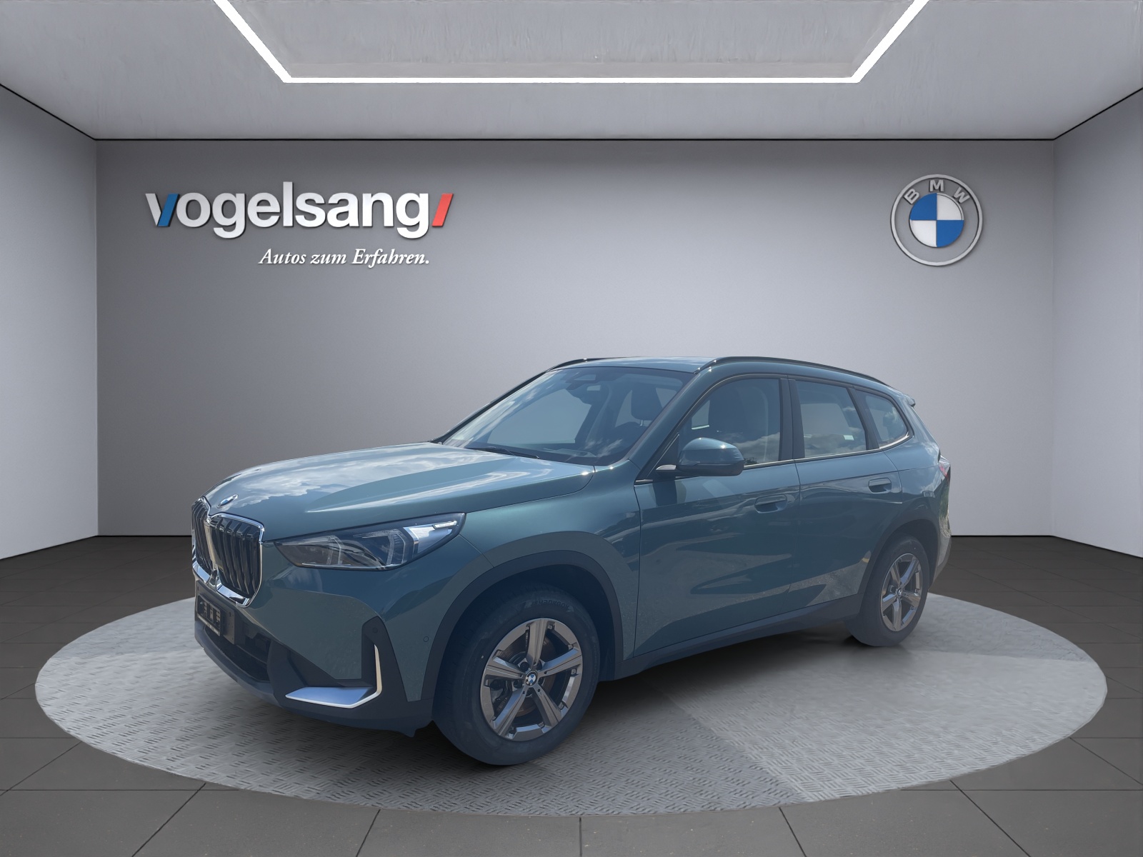 BMW X1 xDrive 23i 48V