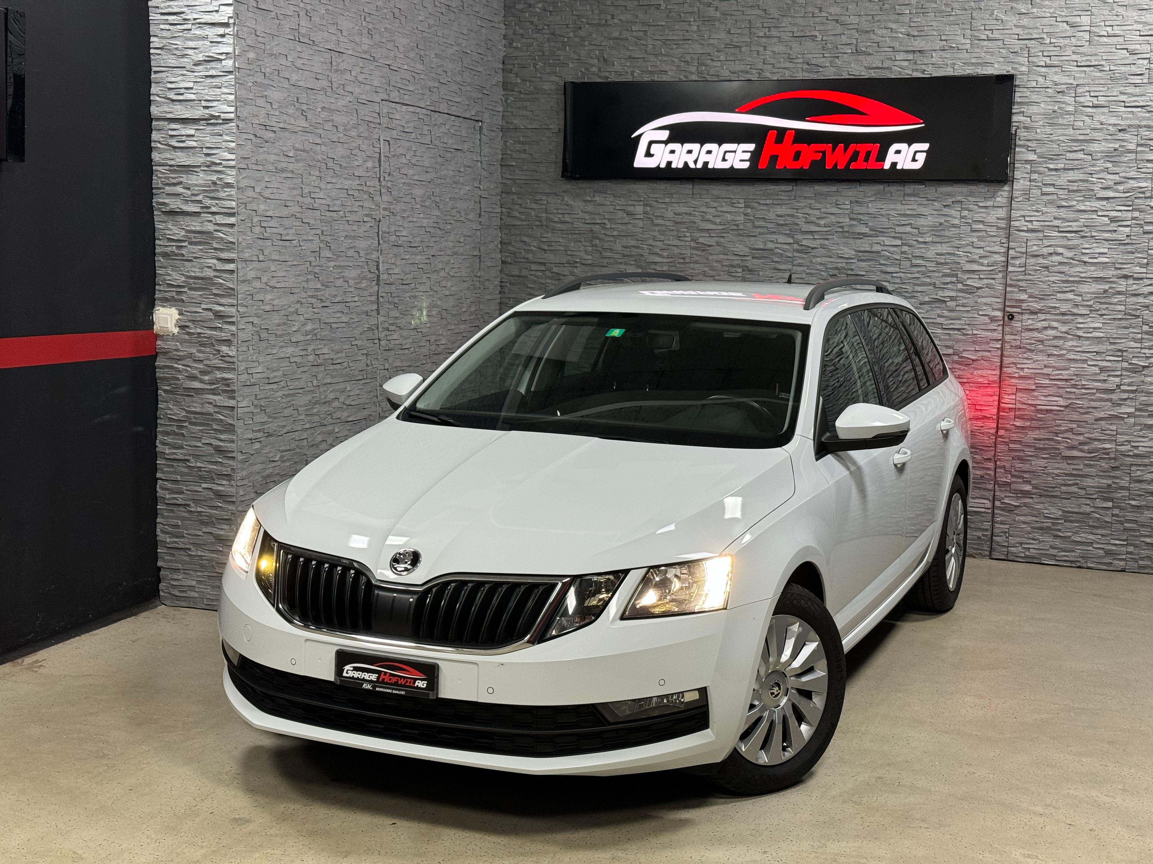 SKODA Octavia Combi 1.6 TDI Ambition DSG