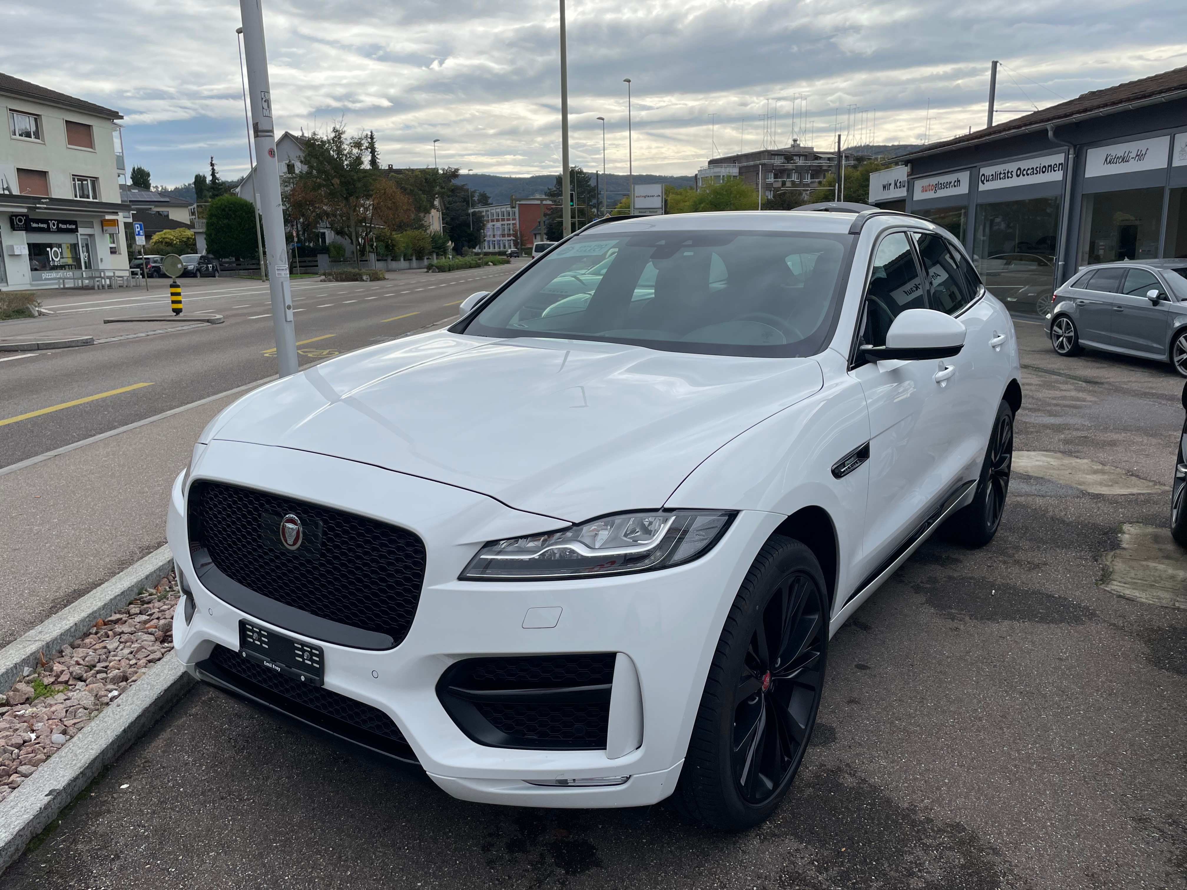 JAGUAR F-Pace 25d R-Sport AWD Automatik