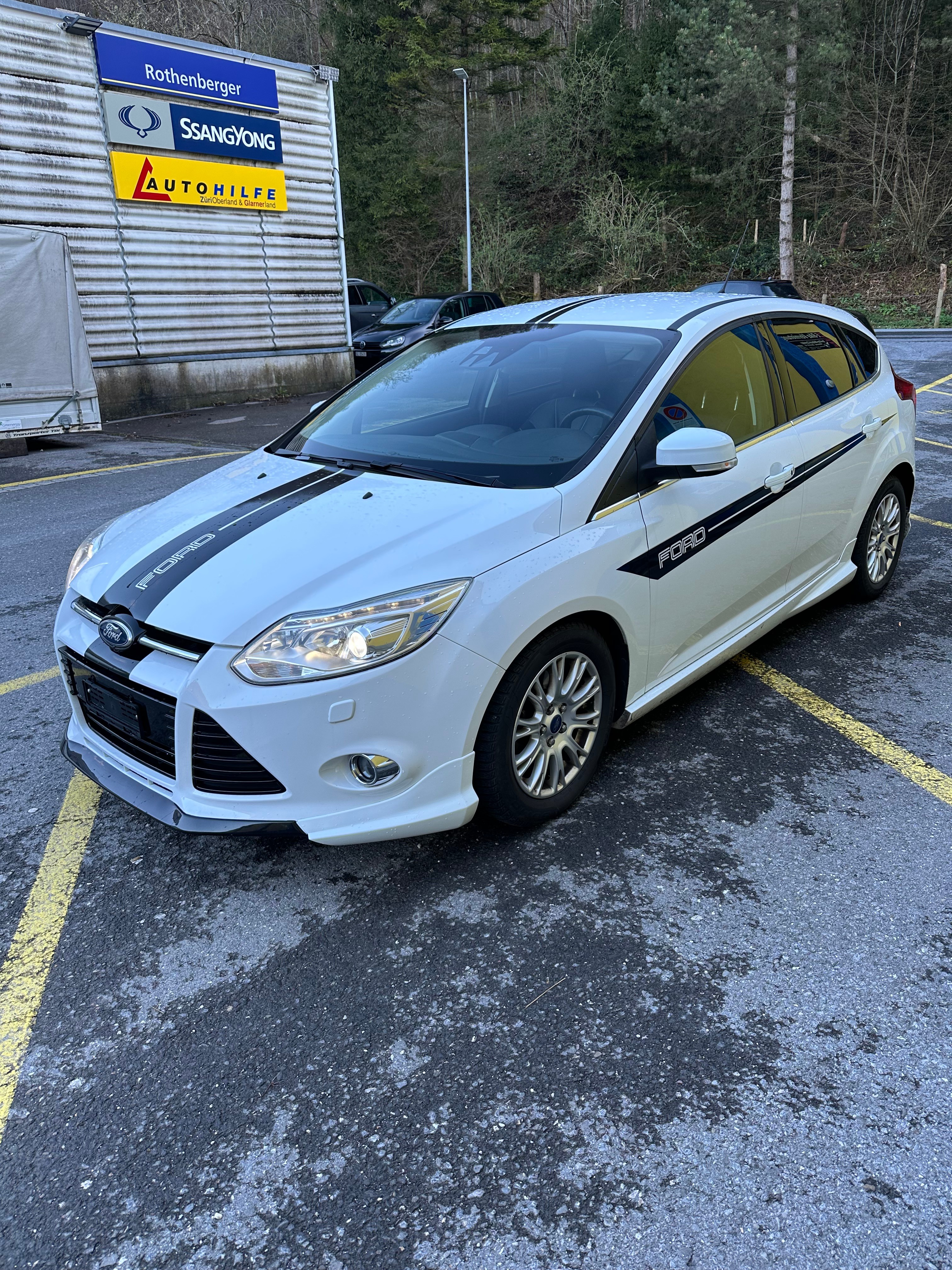 FORD Focus 1.6 SCTi Titanium