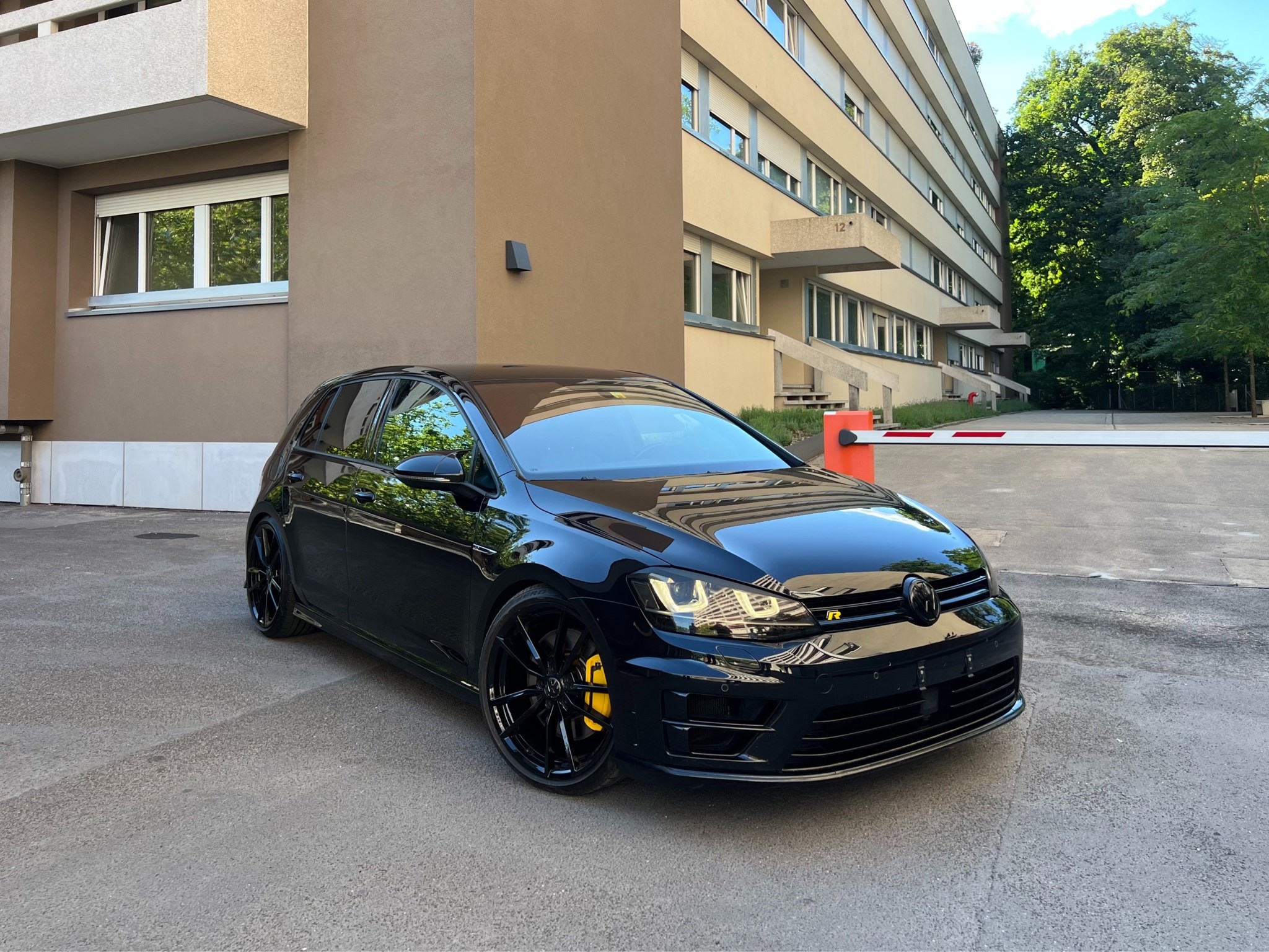 VW Golf 2.0 TSI R 4Motion DSG