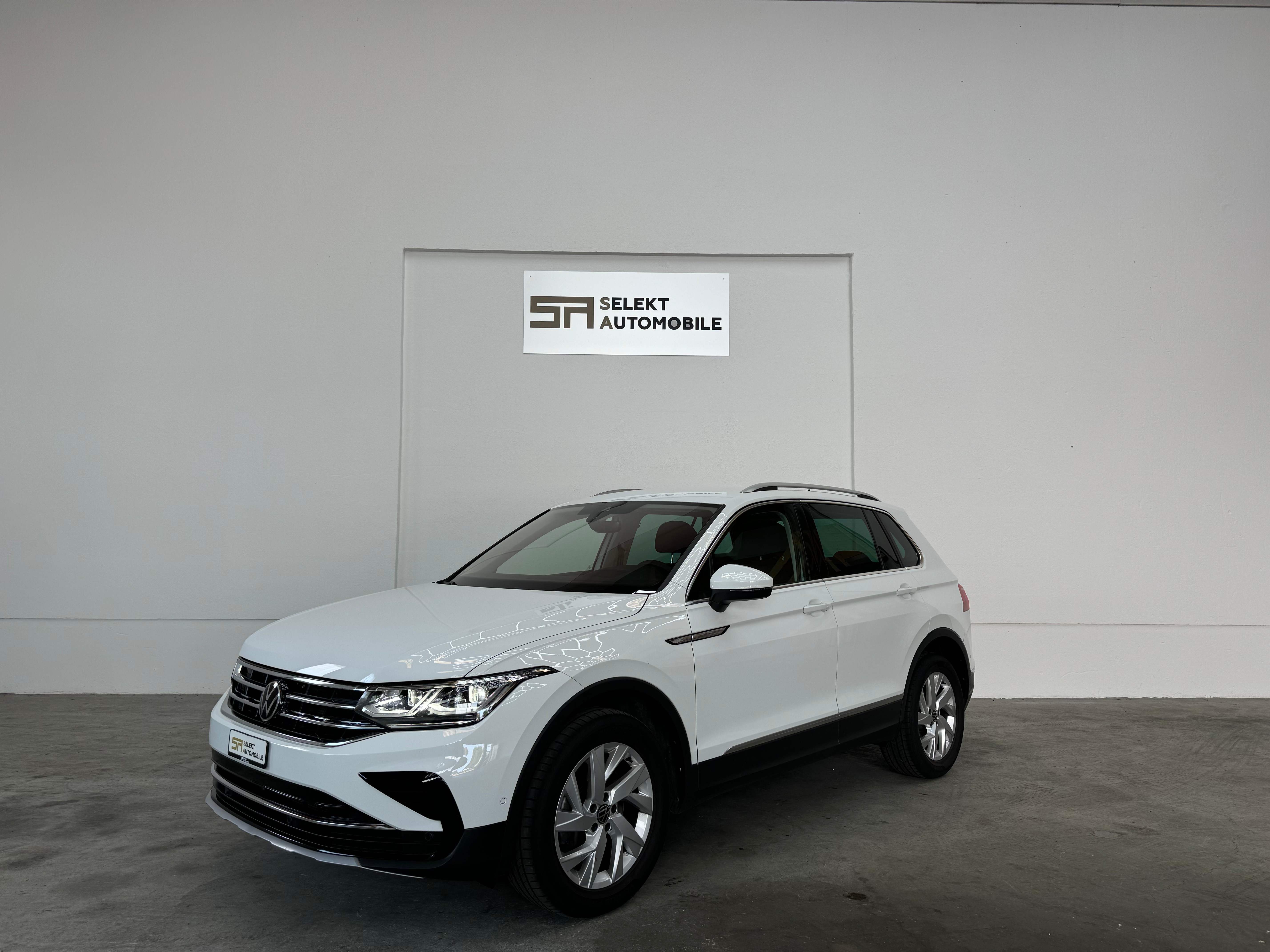 VW Tiguan 2.0 TDI SCR Elegance 4Motion DSG