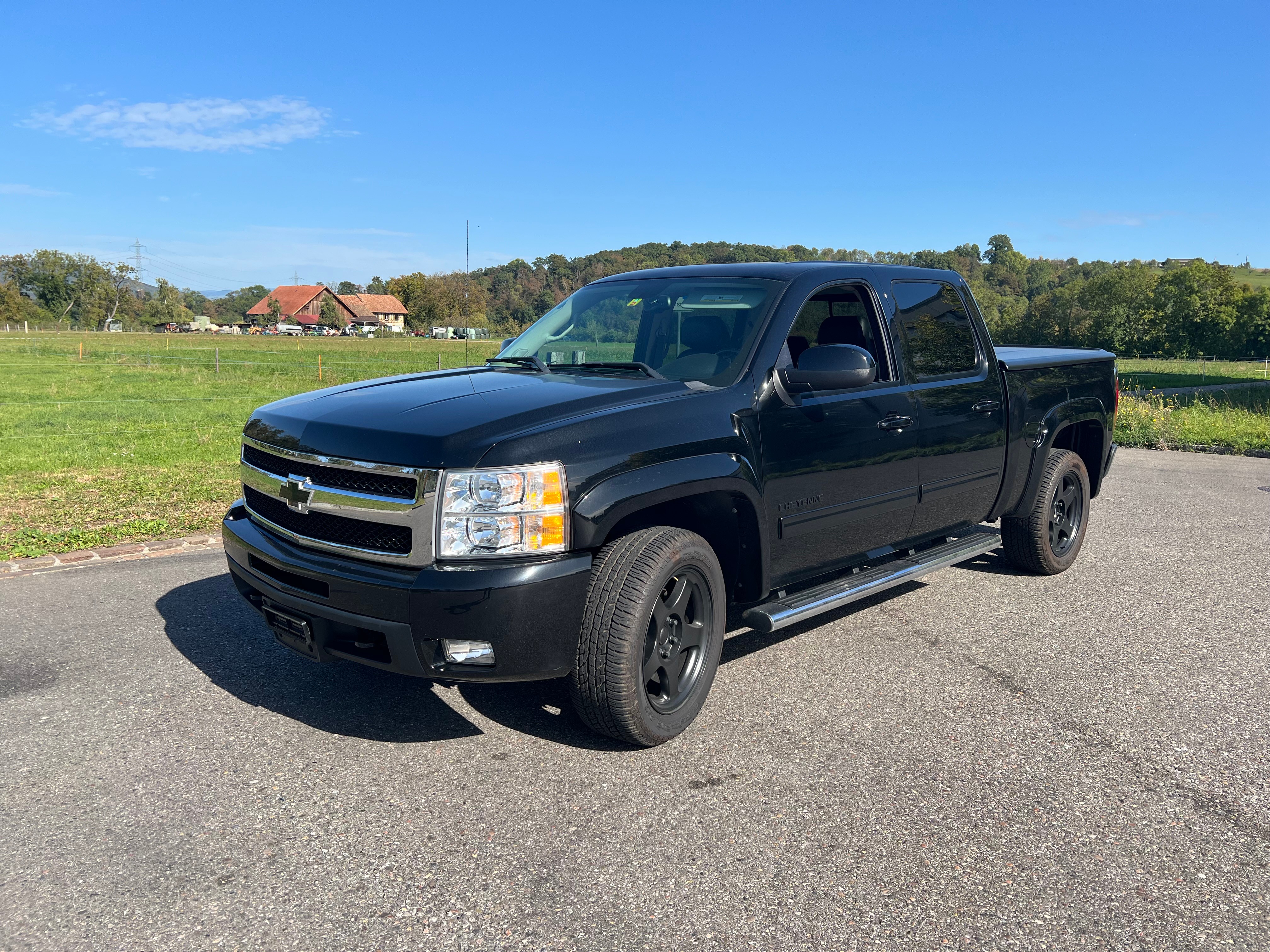 CHEVROLET Cheyenne